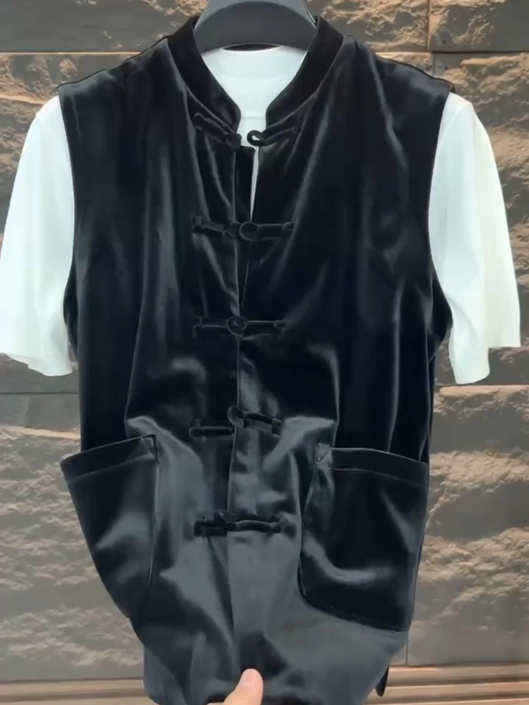 High Quali Faionable Men's Tang Suit Vest Autumn Winter New Sle Faionable Busin Casual Single Button Velvet Jaet
High Quali Faionable Men's Tang Suit Vest Autumn Winter New Sle Faionable Busin Casual Single Button Velvet Jaet
