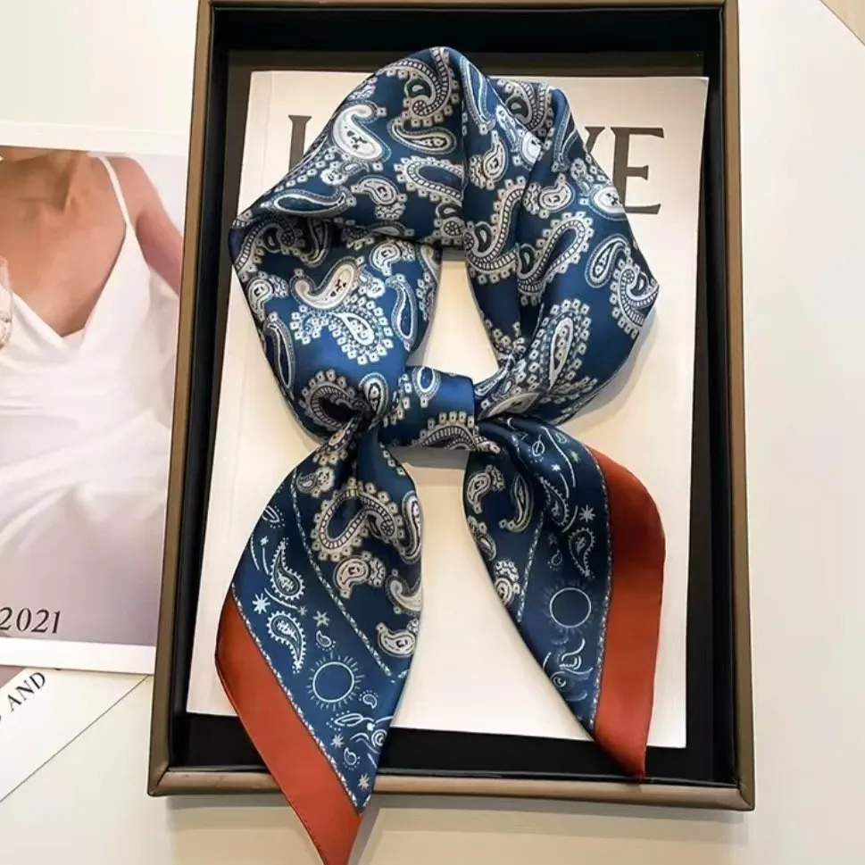 Autumn and winter new silk scarves women's versatile square scarves windproof fashion neck protection 70 scarves retro outdoor scarves headband binding bag
Autumn and winter new silk scarves women's versatile square scarves windproof fashion neck protection 70 scarves retro outdoor scarves headband binding bag
