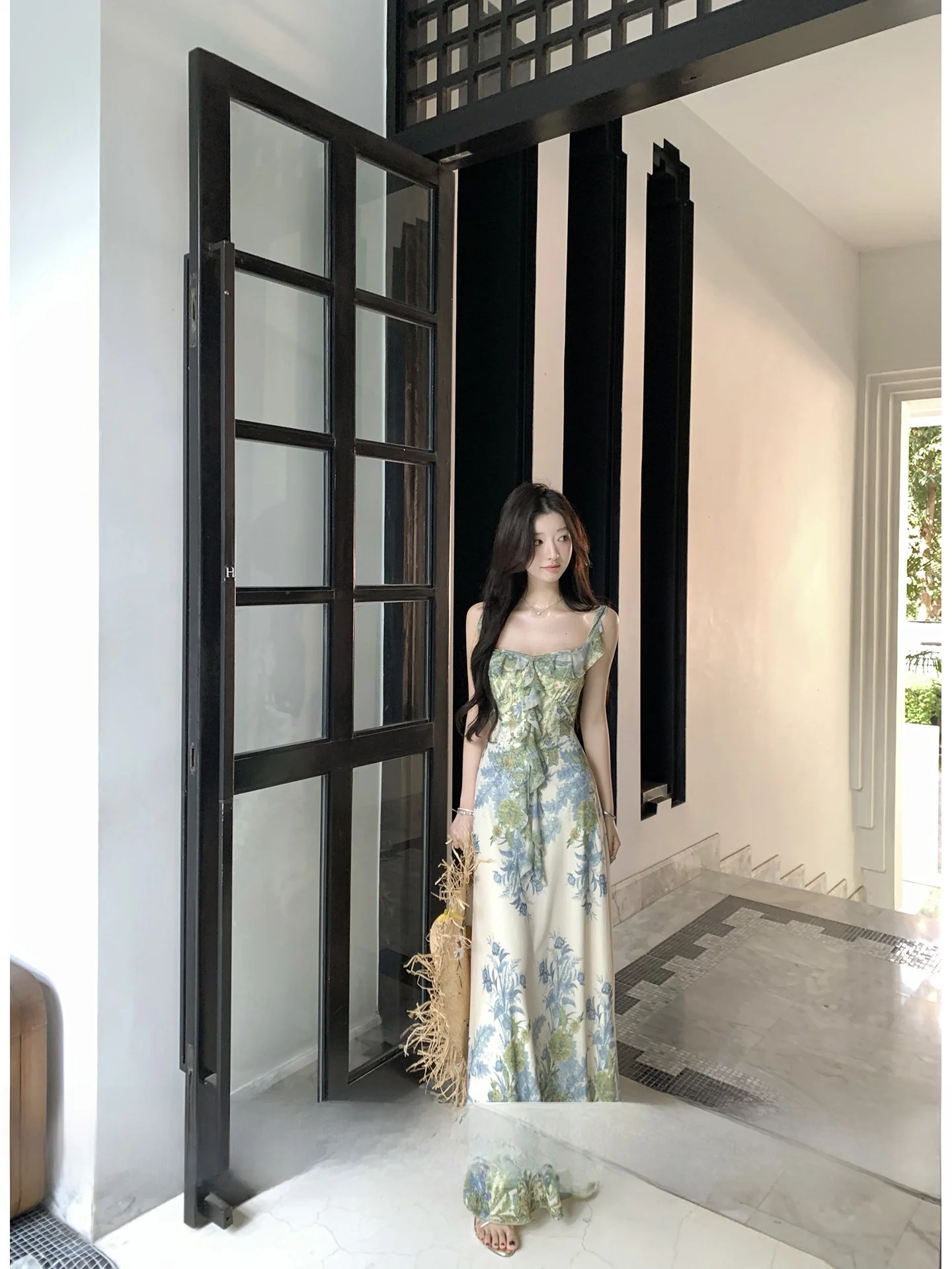 YOLI Zhang Yuli Summer Green Square Collar Women's Dress Beach Vacation Style Long Skirt Casual Style Sleeveless Polyester
YOLI Zhang Yuli Summer Green Square Collar Women's Dress Beach Vacation Style Long Skirt Casual Style Sleeveless Polyester