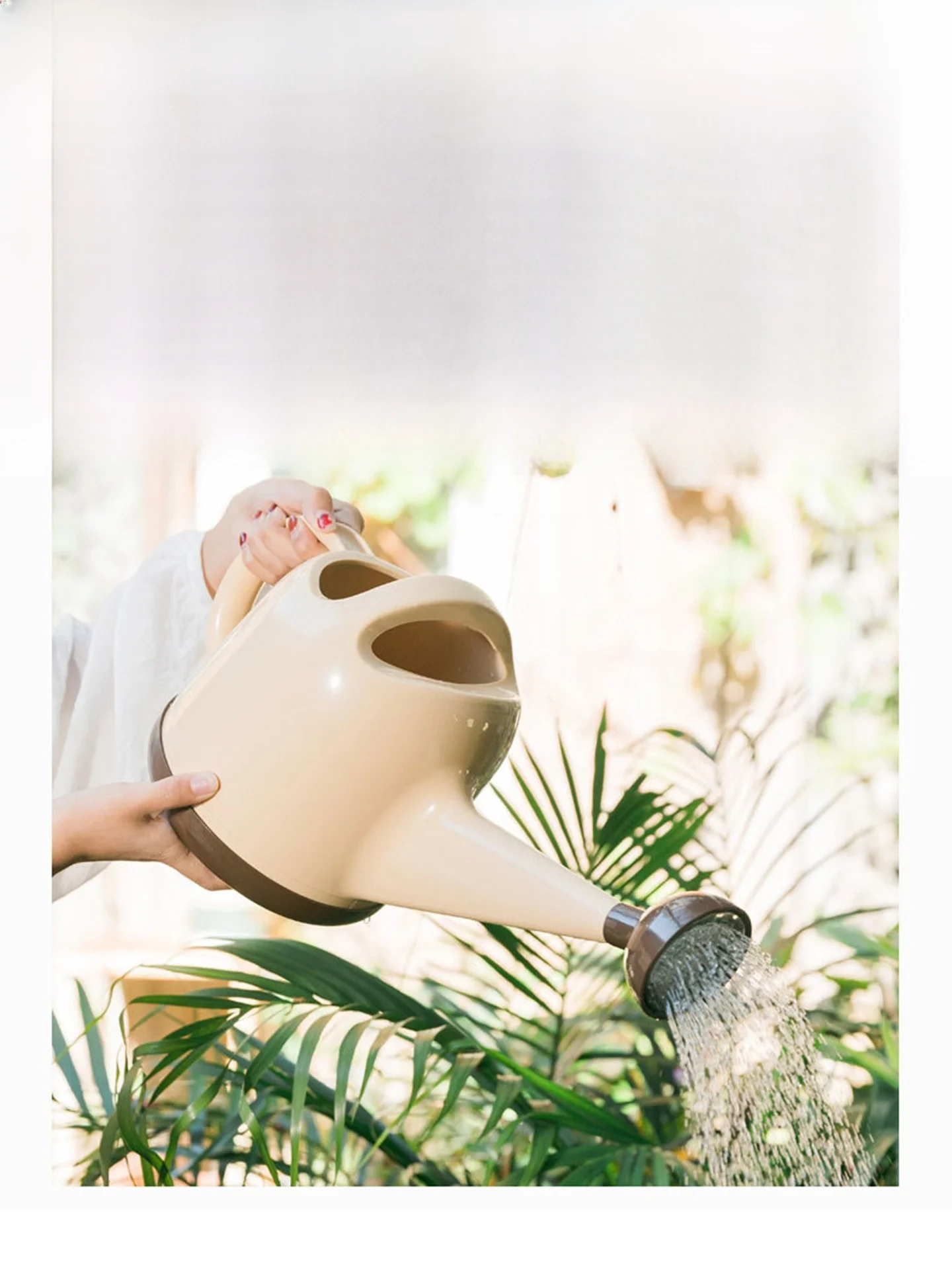 Большая емкость с длинным носиком, лейка Cegier, высокое эстетическое значение для садоводства, ухода за цветами, пластиковый разбрызгиватель для воды для домашнего использования
Большая емкость с длинным носиком, лейка Cegier, высокое эстетическое значение для садоводства, ухода за цветами, пластиковый разбрызгиватель для воды для домашнего использования