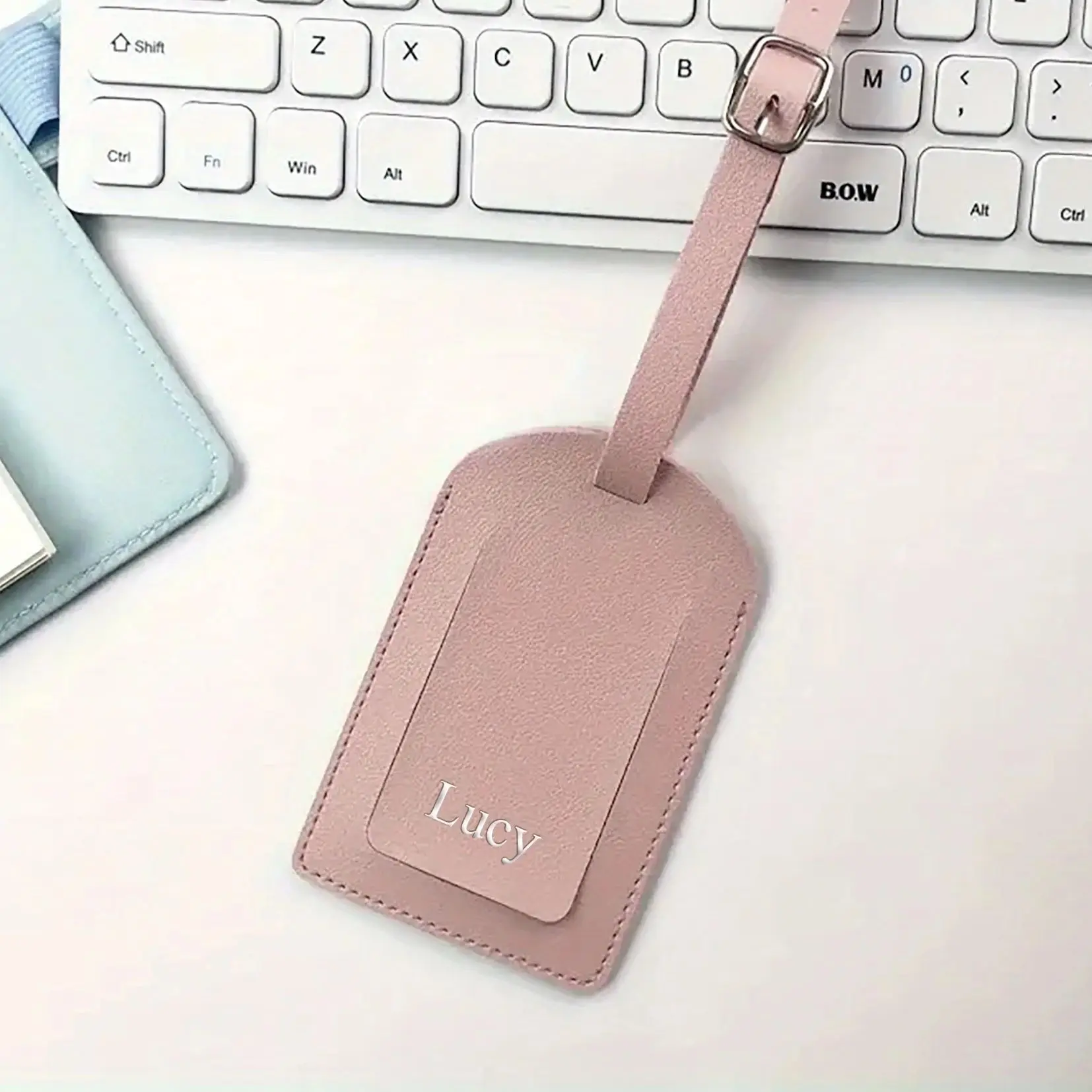 Customized Letters Smooth PU Leather Classic Ultra-thin Travel Aviation Luggage Tag Personalized Name Signature Luggage Label
Customized Letters Smooth PU Leather Classic Ultra-thin Travel Aviation Luggage Tag Personalized Name Signature Luggage Label