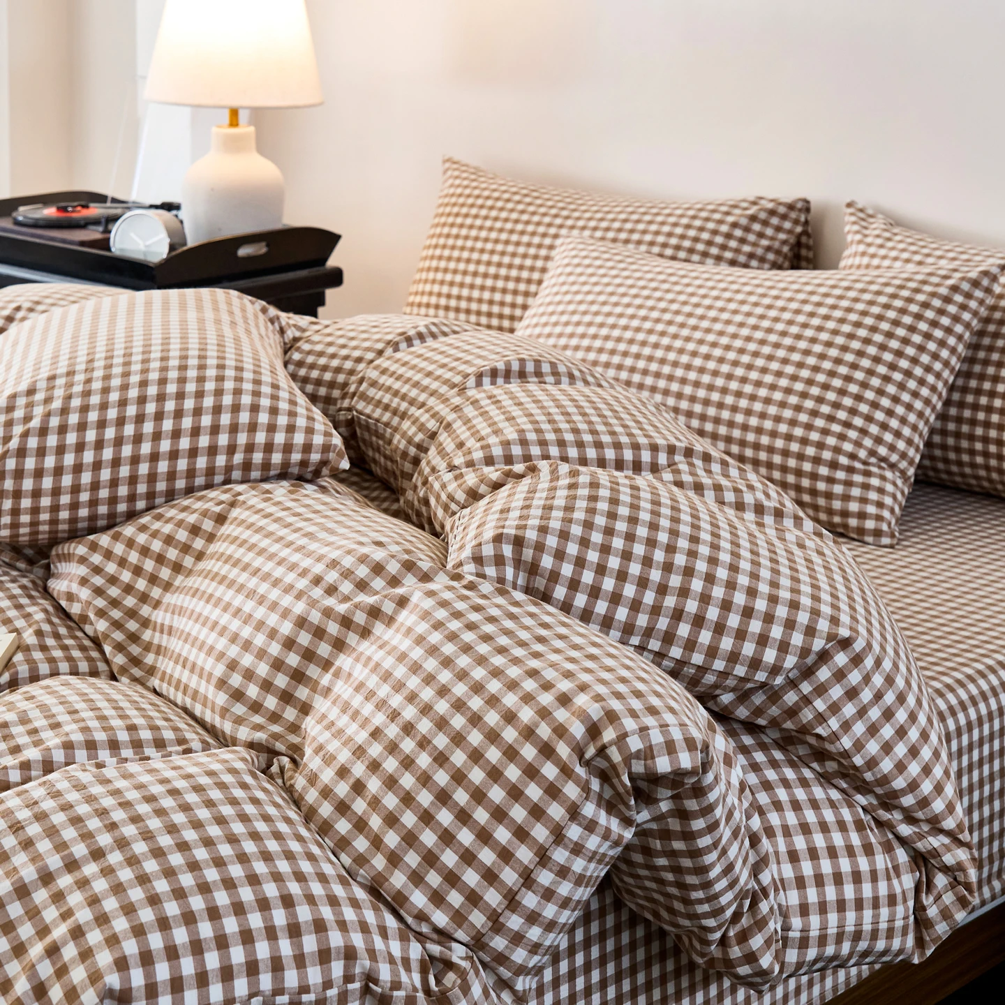 Yarn-Dyed Plaid 100% Cotton Duvet Cover Set,Bedding Set with 1 Duvet Cover 2 Pillowcases, Wrinkle Resistant Bedding for Bedroom
Yarn-Dyed Plaid 100% Cotton Duvet Cover Set,Bedding Set with 1 Duvet Cover 2 Pillowcases, Wrinkle Resistant Bedding for Bedroom