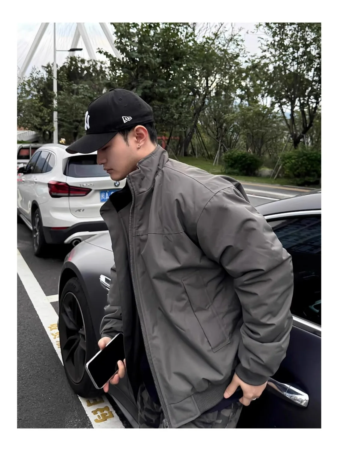 Men's ort Loose Fit Pilot Jaet Autumn 2025 Waterproof Zipper Stand Collar American Sle Pure Color Casual Faion
Men's ort Loose Fit Pilot Jaet Autumn 2025 Waterproof Zipper Stand Collar American Sle Pure Color Casual Faion