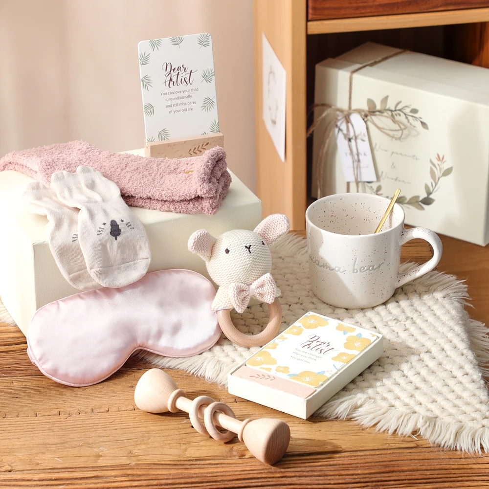 Купальный набор для новорожденных Монтессори, хлопковое полотенце, чашка для зубной щетки, носки, игрушка-погремушка, подарочная коробка для роста, реквизит для фотосъемки
Купальный набор для новорожденных Монтессори, хлопковое полотенце, чашка для зубной щетки, носки, игрушка-погремушка, подарочная коробка для роста, реквизит для фотосъемки