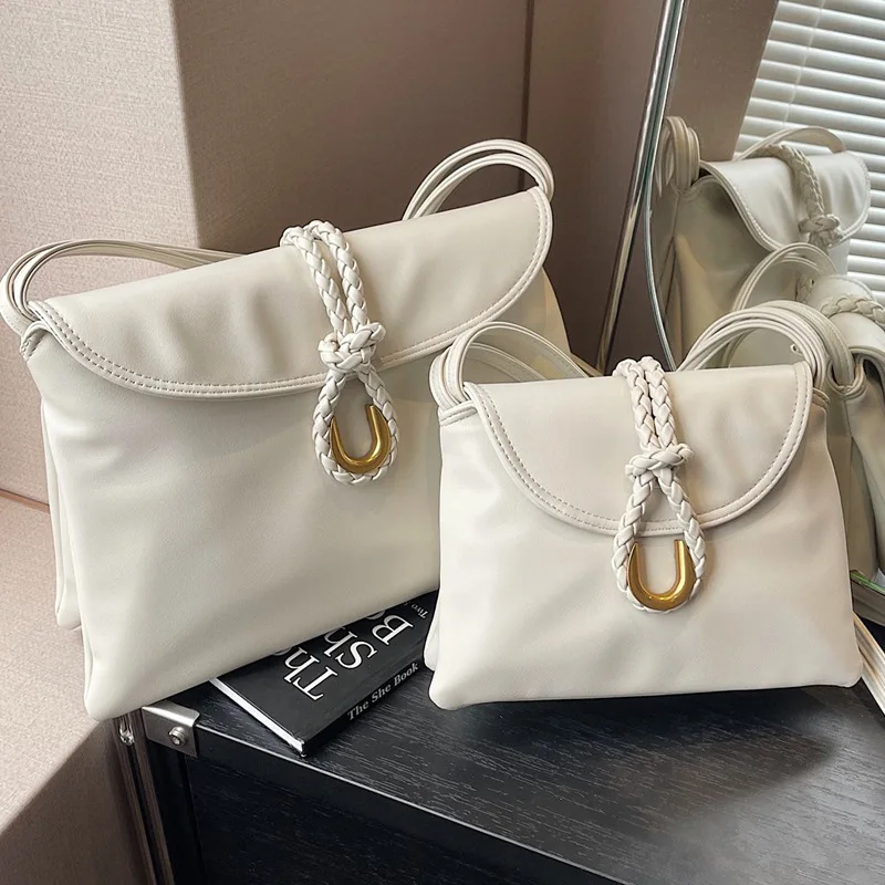 Новый женский клатч-конверт 2025 года, минималистичная роскошная сумка с клапаном, очень просторный кошелек через плечо, элегантный ретро и универсальный
Новый женский клатч-конверт 2025 года, минималистичная роскошная сумка с клапаном, очень просторный кошелек через плечо, элегантный ретро и универсальный