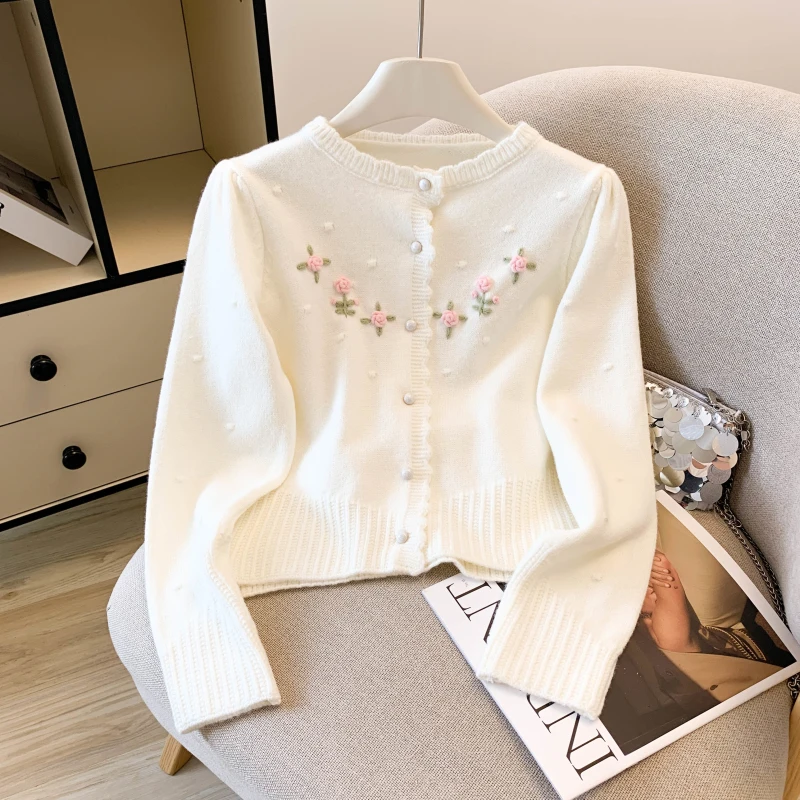 Soft Cozy Women's Knitted Sweater Coat Autumn Winter New Style Gentle Wind Embroidered 3D Flower Loose Fit Long Sleeve Cardigan
Soft Cozy Women's Knitted Sweater Coat Autumn Winter New Style Gentle Wind Embroidered 3D Flower Loose Fit Long Sleeve Cardigan