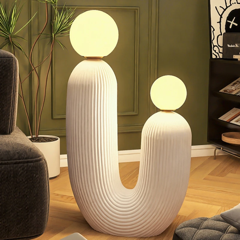 Living room, large floor lamp ornaments, TV cabinets, sofas, home decorations, moving
Living room, large floor lamp ornaments, TV cabinets, sofas, home decorations, moving