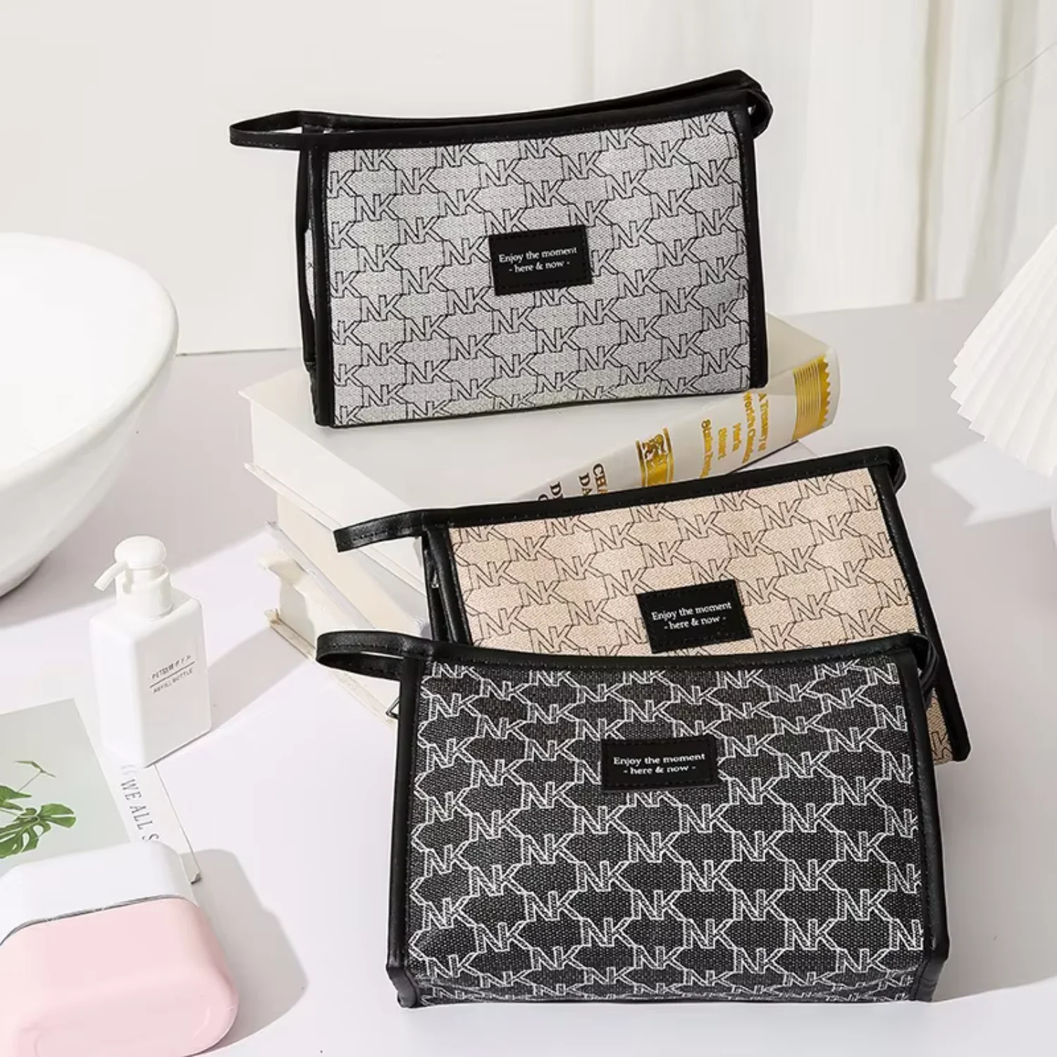Travel essentials Cosmetics zipper Makeup organizer ins travel portable large capacity sales
Travel essentials Cosmetics zipper Makeup organizer ins travel portable large capacity sales