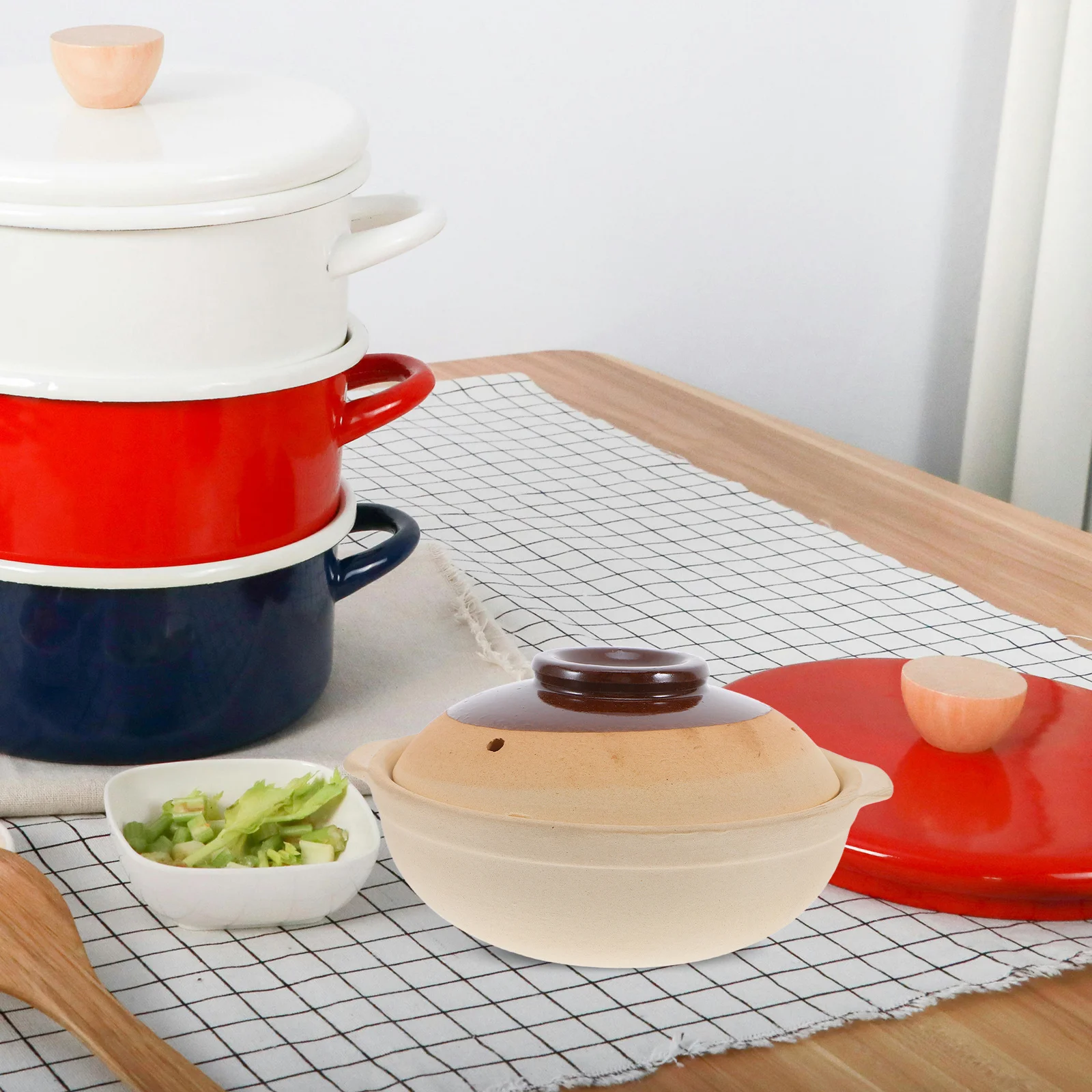 1pcs Clay Cooking Pot With Handle Traditional Ceramic Rice Hot Pot Stew For Microwave Safe Takeout Porridge Cookware Kitchen
1pcs Clay Cooking Pot With Handle Traditional Ceramic Rice Hot Pot Stew For Microwave Safe Takeout Porridge Cookware Kitchen