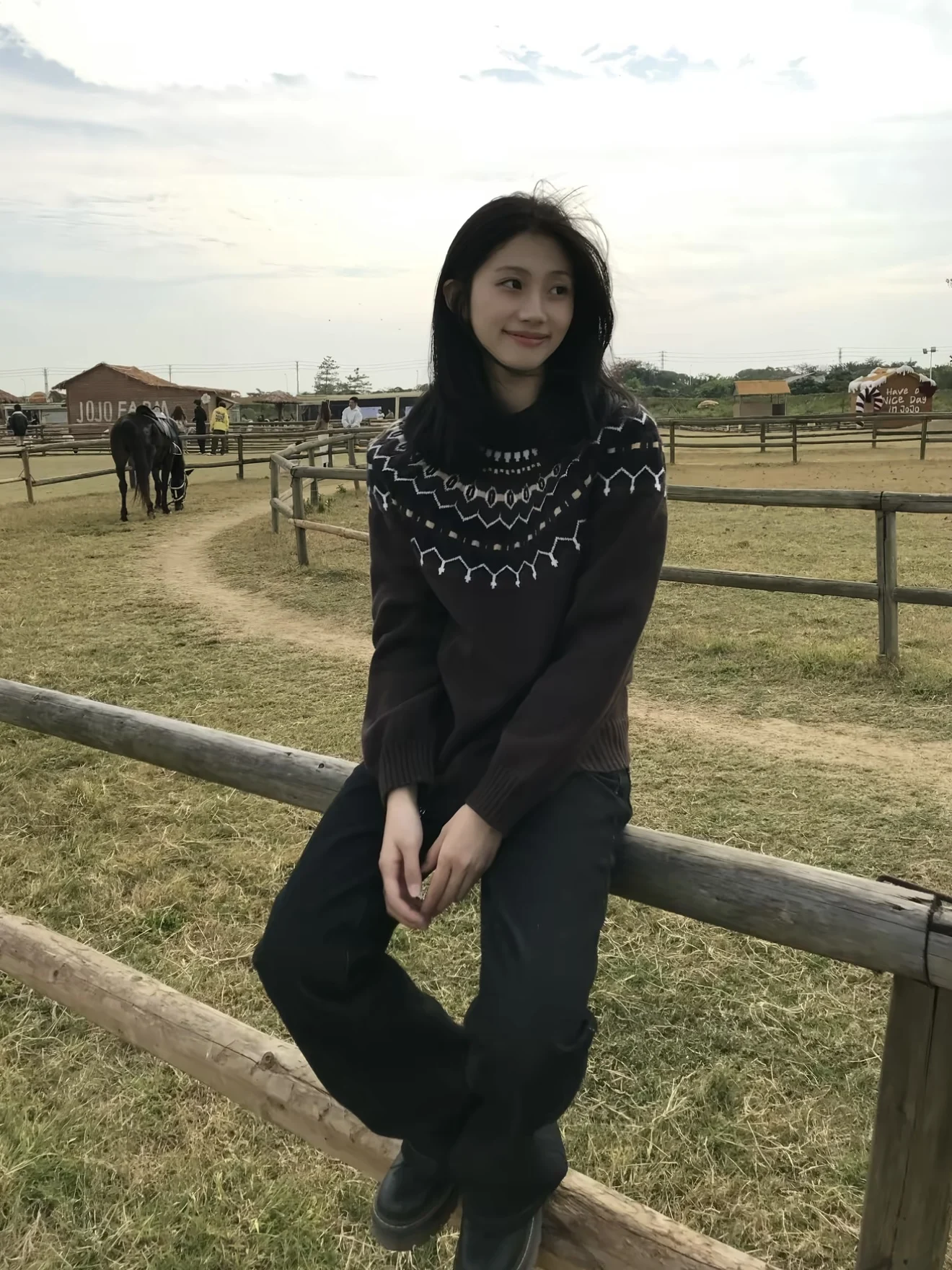 Вязаный свитер в стиле ретро Fair Isle с круглым вырезом, повседневный, осенне-зимний, теплый, с длинными рукавами, удобный крой, цвет M, женский
Вязаный свитер в стиле ретро Fair Isle с круглым вырезом, повседневный, осенне-зимний, теплый, с длинными рукавами, удобный крой, цвет M, женский