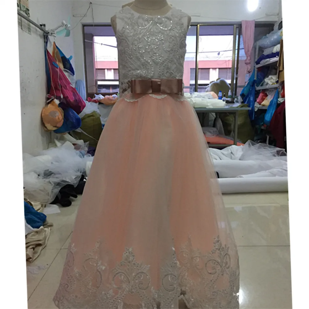 Flower Girl Dress Off Shoulder Pearls Lace Butterflies Flower Girl Dress Birthday Party Gown
Flower Girl Dress Off Shoulder Pearls Lace Butterflies Flower Girl Dress Birthday Party Gown