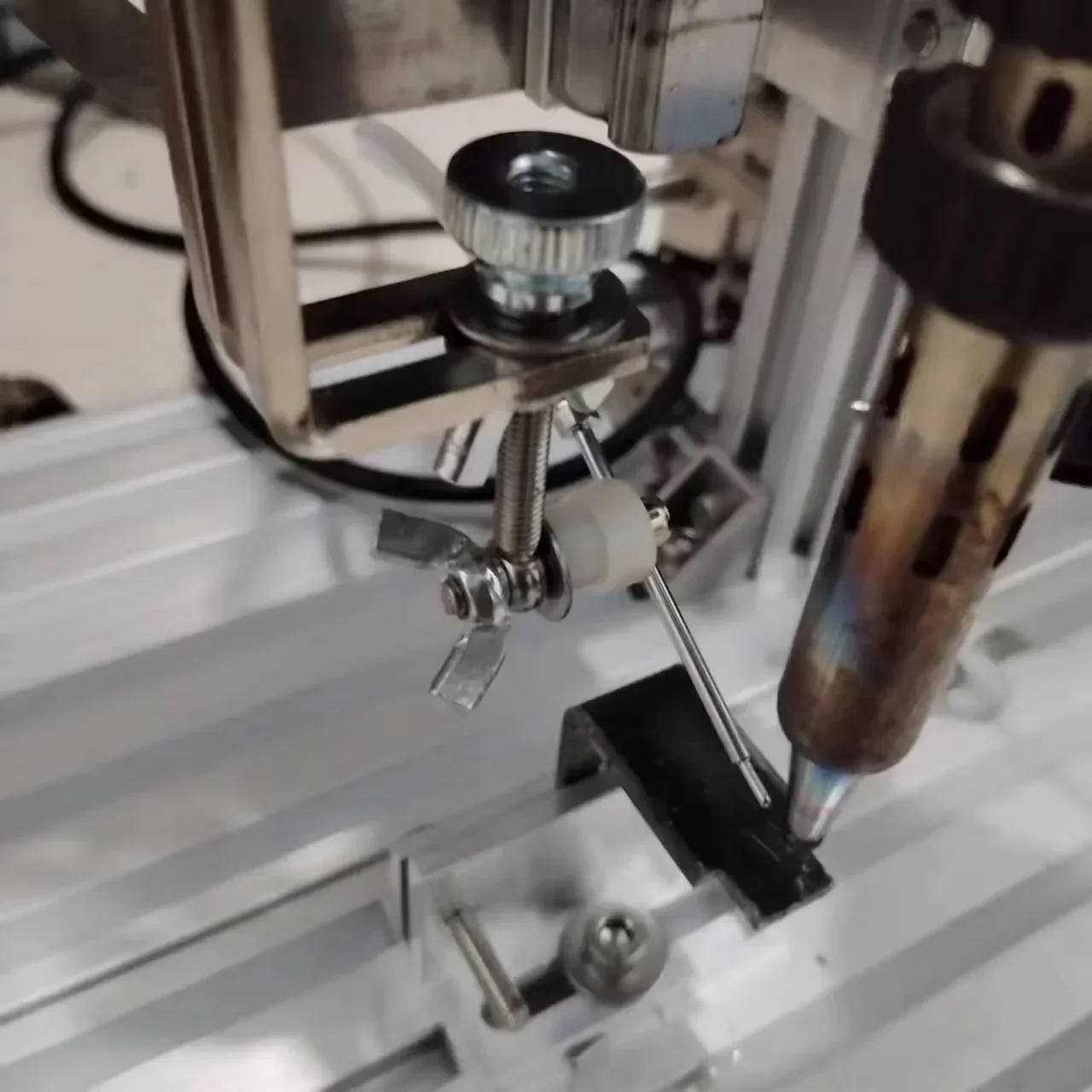 Type C Welding Machine Customized Soldering Machine DIY Semi Automatic PCB Soldering Machine USB Type-C Micro Lightning Cable
Type C Welding Machine Customized Soldering Machine DIY Semi Automatic PCB Soldering Machine USB Type-C Micro Lightning Cable
