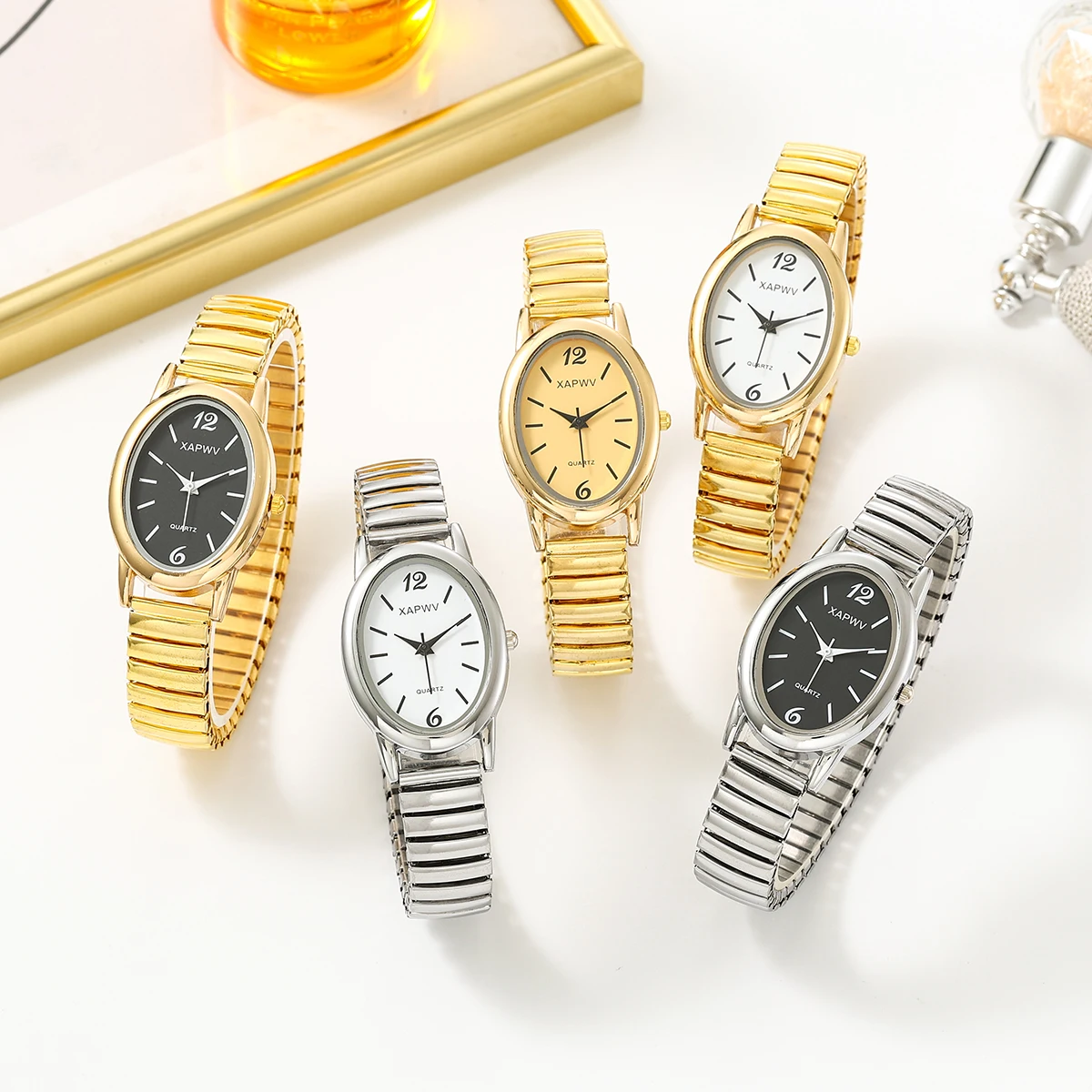 Fashionable Women's Watch Oval Dial Bar Scale Alloy Elastic Band Casual Simple Quartz Women's Watch
Fashionable Women's Watch Oval Dial Bar Scale Alloy Elastic Band Casual Simple Quartz Women's Watch