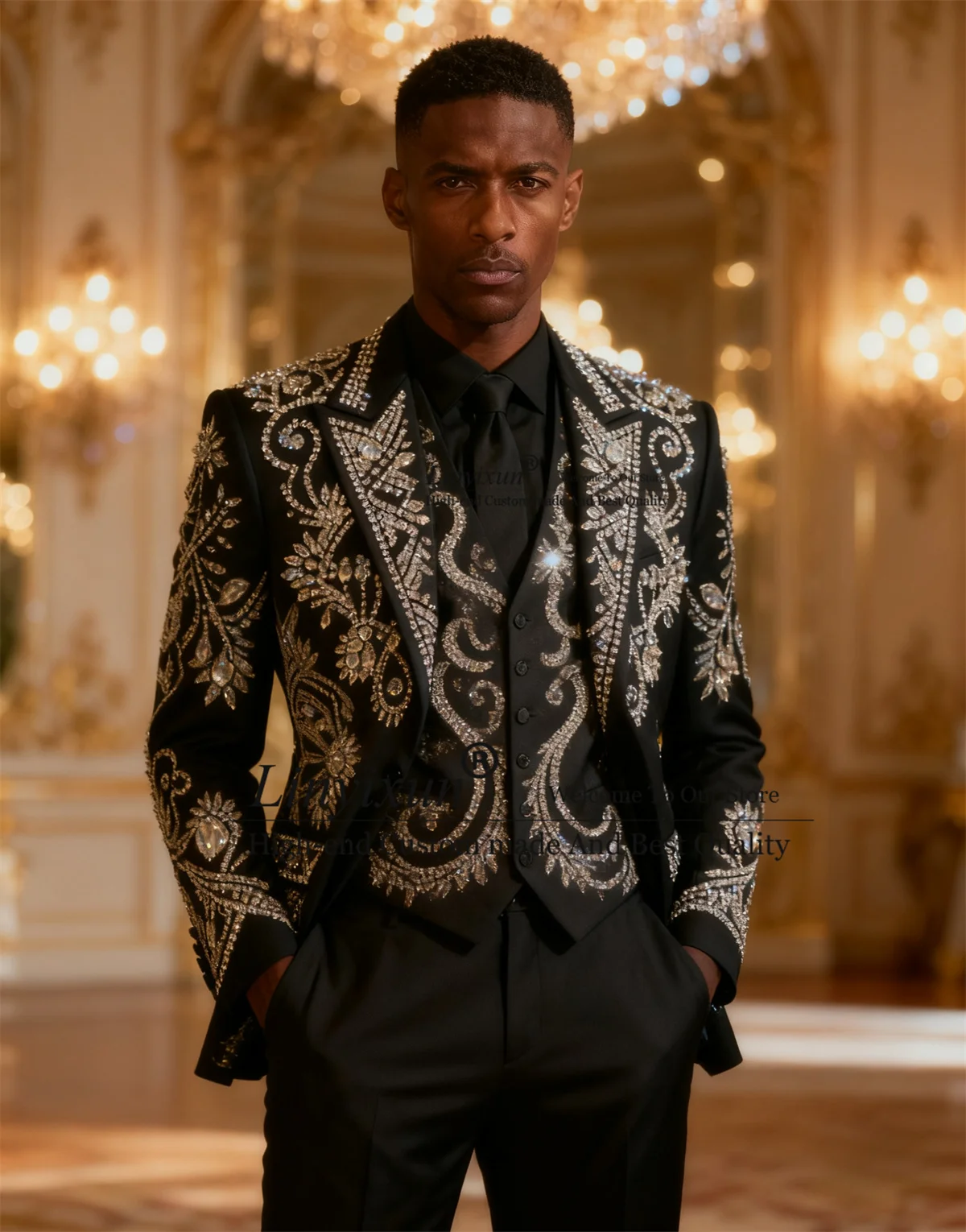 Sparkly Gem Crystals Tuxedo Men Suit Slim Fit 3 Pieces Sets Groom Male Party Blazer Customized Wedding terno masculinos completo
Sparkly Gem Crystals Tuxedo Men Suit Slim Fit 3 Pieces Sets Groom Male Party Blazer Customized Wedding terno masculinos completo