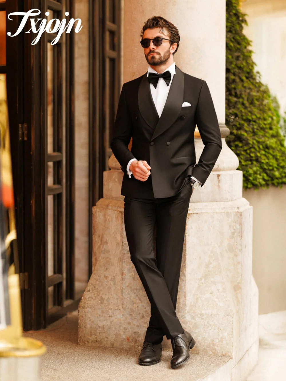 High Quality Men Suit Set 3 PCS Classic Shawl Lapel Men Formal Double Breasted Office Suit Men For Groom Wedding Suit Customized
High Quality Men Suit Set 3 PCS Classic Shawl Lapel Men Formal Double Breasted Office Suit Men For Groom Wedding Suit Customized