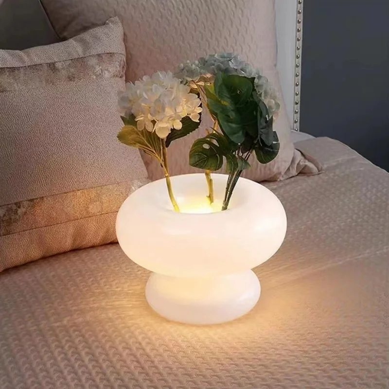 White Circle Glass Table Lamps Bedroom Corridor Lighting Beside Reading light Home Living Room Decoration desk lamp
White Circle Glass Table Lamps Bedroom Corridor Lighting Beside Reading light Home Living Room Decoration desk lamp