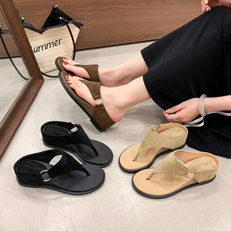 Beautiful Platform Wedge Toe Sandals and Slippers for Women in Summer 2026 New High-end Flip-flops
Beautiful Platform Wedge Toe Sandals and Slippers for Women in Summer 2026 New High-end Flip-flops