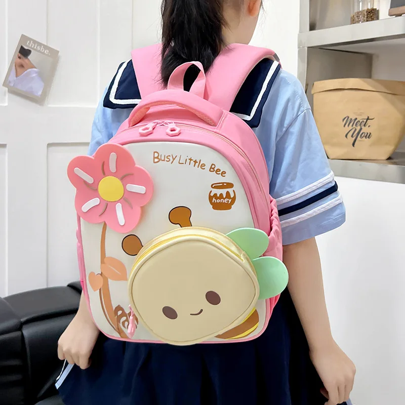 Свежий, милый и милый школьный рюкзак Little Bee для детского сада, легкий нейлоновый водонепроницаемый рюкзак для девочек
Свежий, милый и милый школьный рюкзак Little Bee для детского сада, легкий нейлоновый водонепроницаемый рюкзак для девочек
