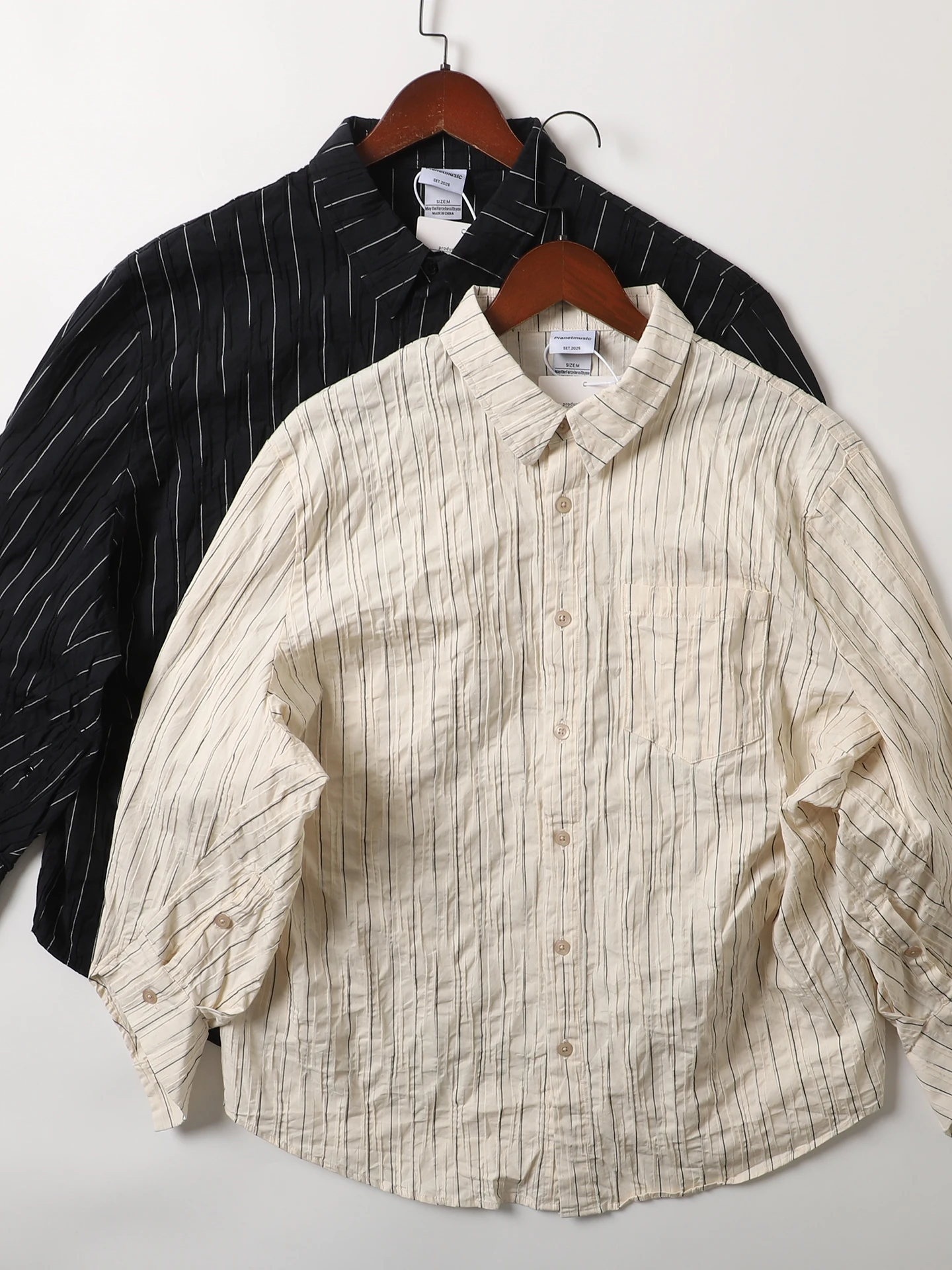 Loose Fit Cotton Long Sve Striped irt Men's Vintage Folded Texture irt Pl Music Brand Youth Faion Regular Length
Loose Fit Cotton Long Sve Striped irt Men's Vintage Folded Texture irt Pl Music Brand Youth Faion Regular Length