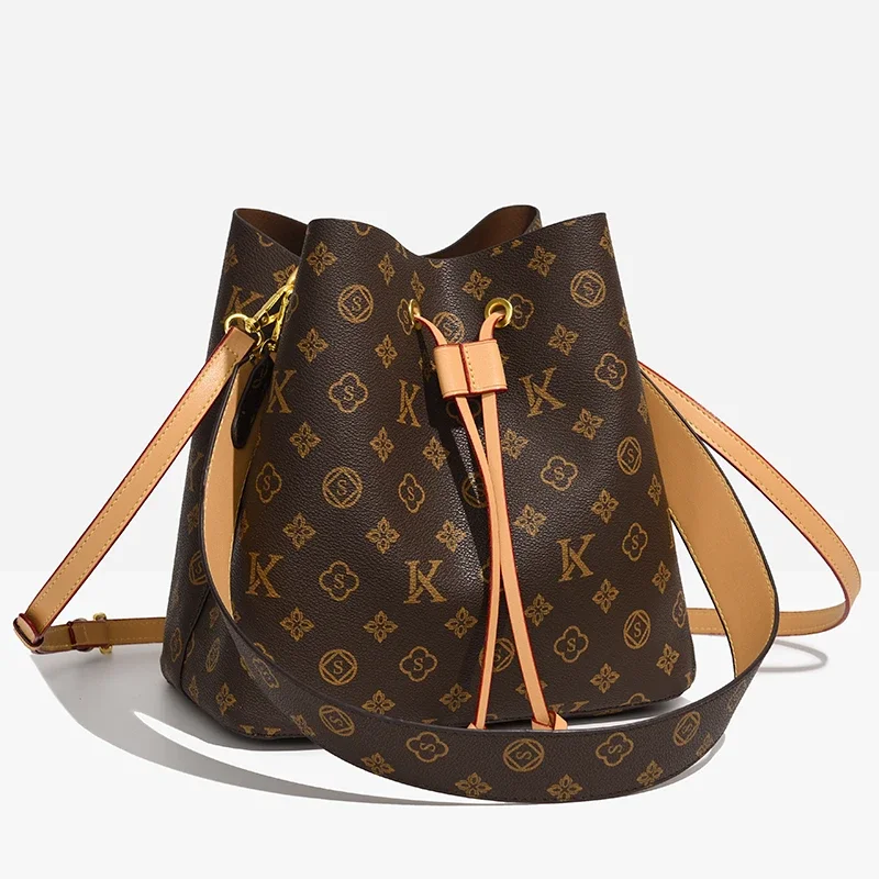 Waterproof Leather Tote Bag for Women Luxury Brand Crossbody Handbag Fashionable Office Work Shoulder Bag
Waterproof Leather Tote Bag for Women Luxury Brand Crossbody Handbag Fashionable Office Work Shoulder Bag