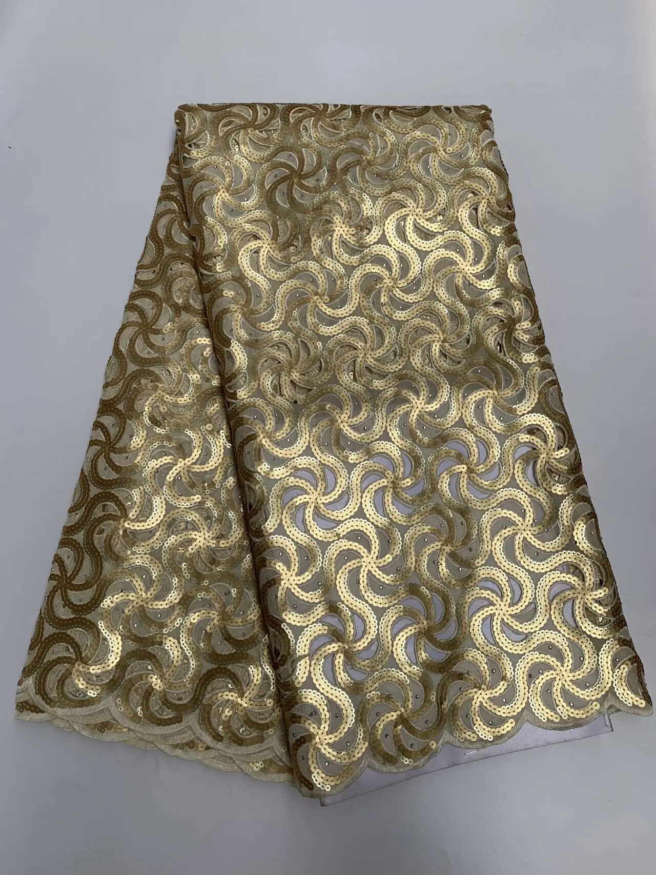 2026 High Quality African Nigerian With Tulle Sewing Lace Fabric Guipure Embroidery Dresses Sequins Beads Stone 5yards TY016
2026 High Quality African Nigerian With Tulle Sewing Lace Fabric Guipure Embroidery Dresses Sequins Beads Stone 5yards TY016