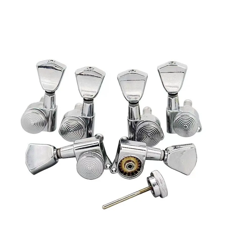 Les Paul guitar locking tuners, metal alloy, black, precision gear ratio and quick string change
Les Paul guitar locking tuners, metal alloy, black, precision gear ratio and quick string change