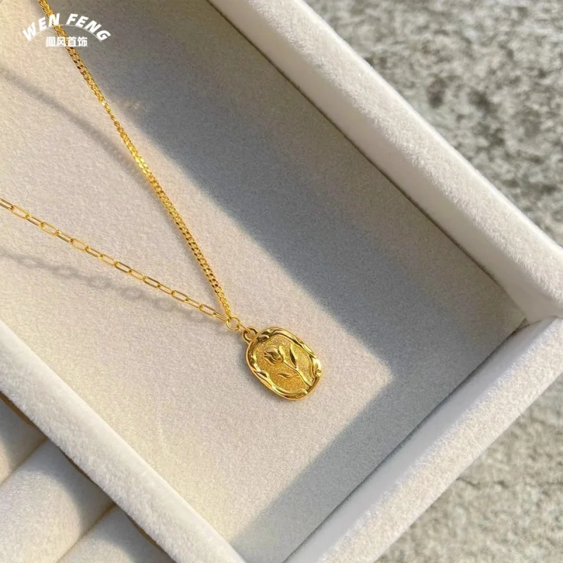 Brass Plated Cloisonné Integrated Chain Women's Rose Flower Pendant NecklaceABWholesale Chain Collarbone Chain Supply
Brass Plated Cloisonné Integrated Chain Women's Rose Flower Pendant NecklaceABWholesale Chain Collarbone Chain Supply