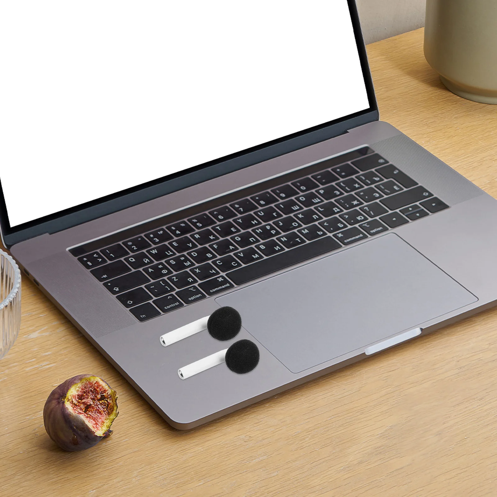 100Pcs Earphone Sponge Covers Replacement Earbud Tips 18mm Soft Comfortable Black White Ear Pads Earphone Pads
100Pcs Earphone Sponge Covers Replacement Earbud Tips 18mm Soft Comfortable Black White Ear Pads Earphone Pads