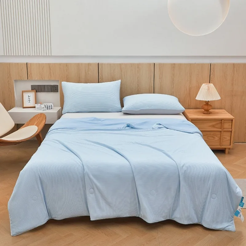 Class A spandex Xia Liang quilt, student dormitory air conditioner quilt, ice silk mat silky smooth sleeping naked summer quilt
Class A spandex Xia Liang quilt, student dormitory air conditioner quilt, ice silk mat silky smooth sleeping naked summer quilt