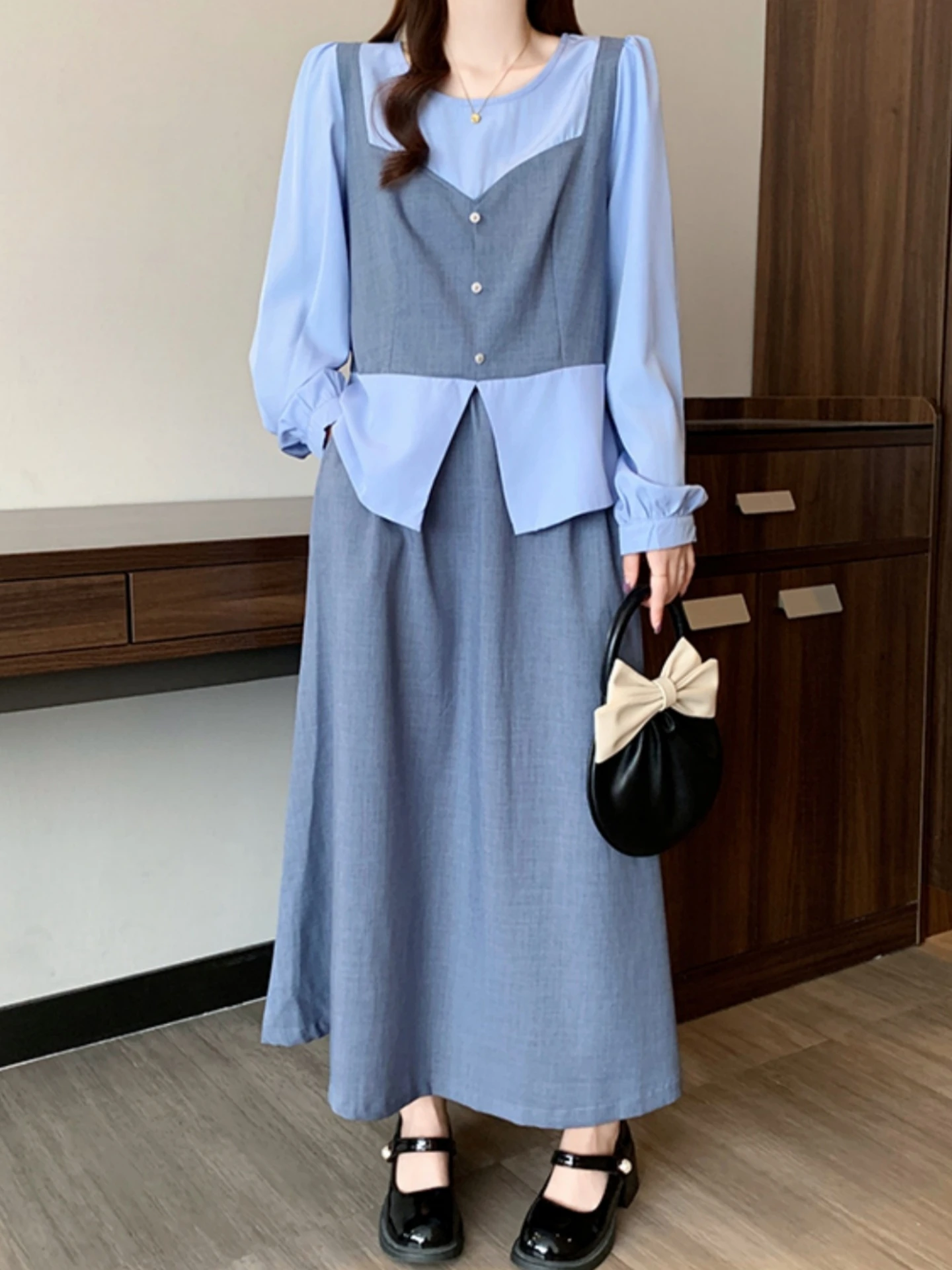 Spring Fashion plus Size Women's Shirt Skirt Set Long Sleeve Splicing Design Age Reduction High Waist Casual Commute Style
Spring Fashion plus Size Women's Shirt Skirt Set Long Sleeve Splicing Design Age Reduction High Waist Casual Commute Style