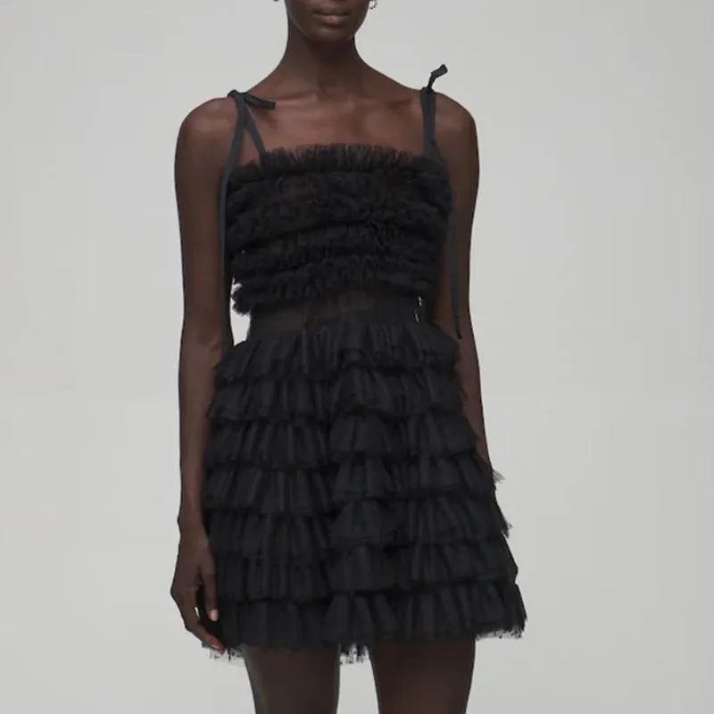 Spaghetti Strap Black Tulle Ball Gown Ruffles Black Mini Dress Layered Summer Dresses Woman 2022 Open Back Casual Women Clothing
Spaghetti Strap Black Tulle Ball Gown Ruffles Black Mini Dress Layered Summer Dresses Woman 2022 Open Back Casual Women Clothing