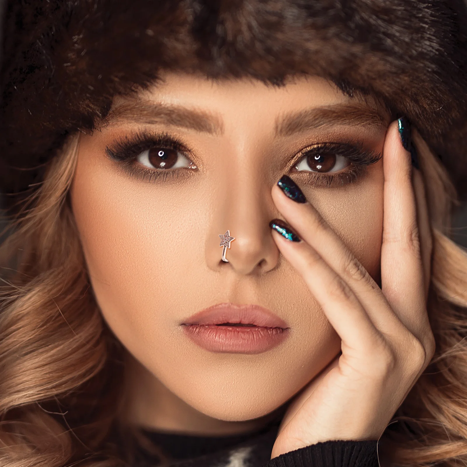 3pcs Star Fake Nose Rings Zircon Non Piercing U Shaped Clips Fashion Jewelry For Women Daily Party Wear Face Accessories
3pcs Star Fake Nose Rings Zircon Non Piercing U Shaped Clips Fashion Jewelry For Women Daily Party Wear Face Accessories