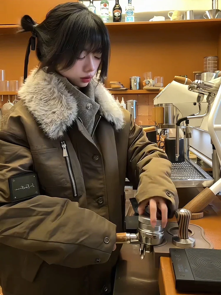 Мужская зимняя теплая хлопковая куртка с норковым воротником, американская рабочая одежда в стиле ретро, охотничья экипировка, длинное пальто на молнии све
Мужская зимняя теплая хлопковая куртка с норковым воротником, американская рабочая одежда в стиле ретро, охотничья экипировка, длинное пальто на молнии све