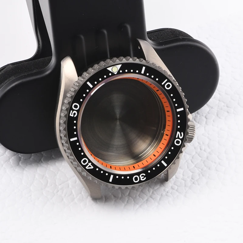3.8 O'clockSKX007009 Watchcase Titanium Sapphire Glass super lume Waterproof For NH35 NH36 Automatic Movement fit Seiko mod case
3.8 O'clockSKX007009 Watchcase Titanium Sapphire Glass super lume Waterproof For NH35 NH36 Automatic Movement fit Seiko mod case
