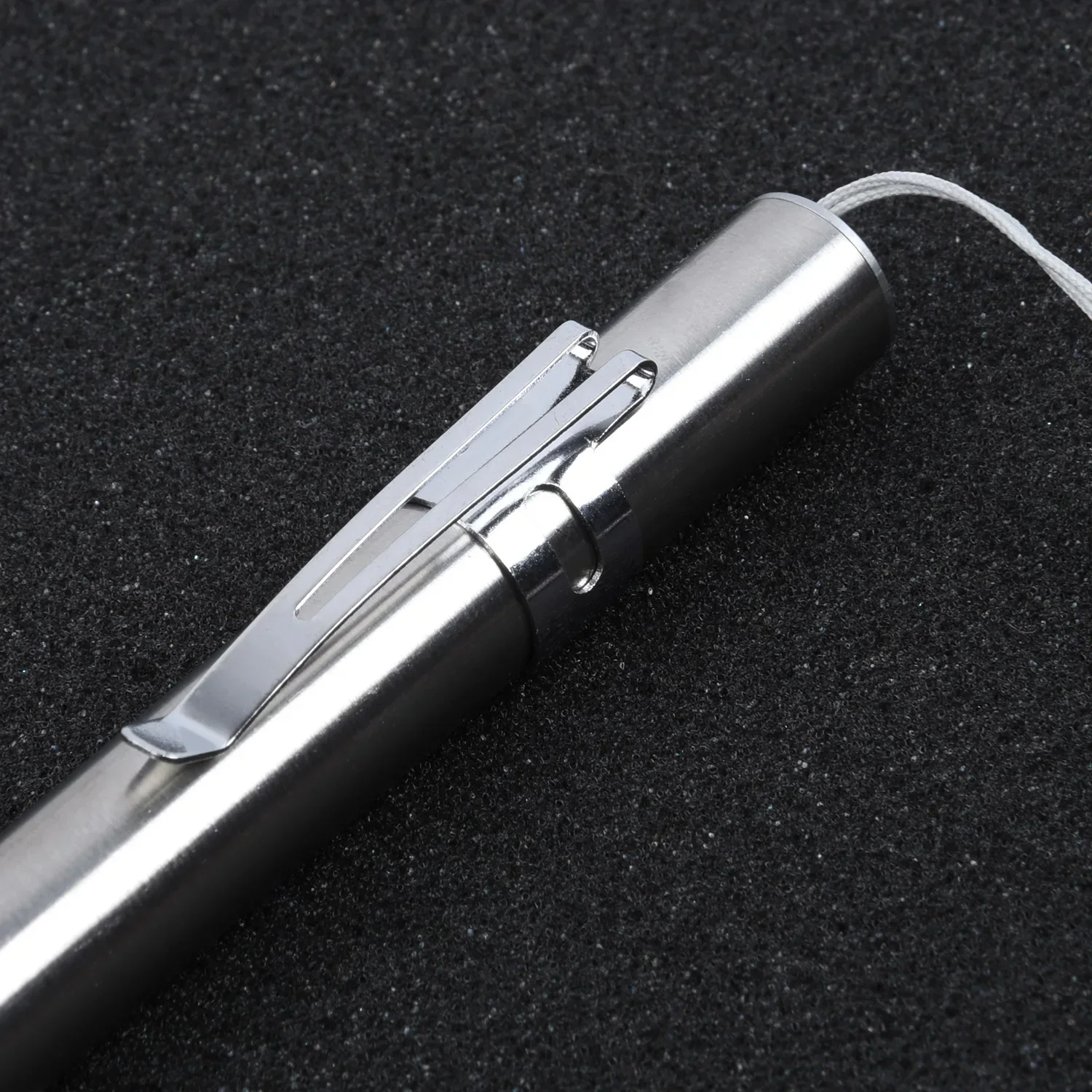13*1.3*1.3 cm Pen Pencil Torch Rechargeable Light Flashlight Lamp Stainless Steel Camping Silver Pocket Useful
13*1.3*1.3 cm Pen Pencil Torch Rechargeable Light Flashlight Lamp Stainless Steel Camping Silver Pocket Useful