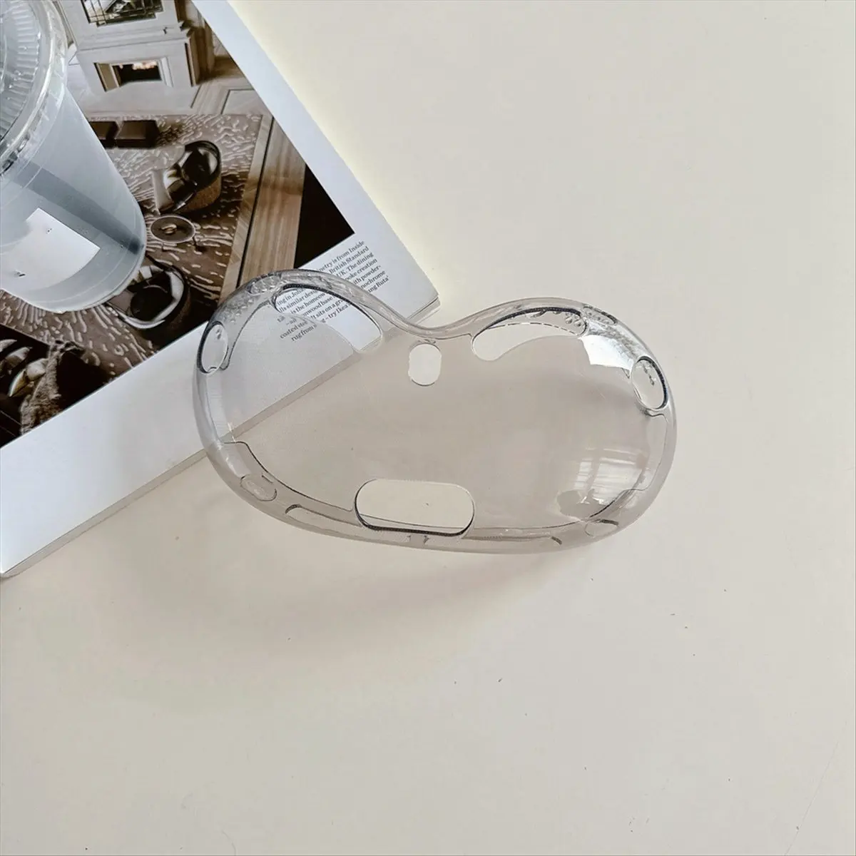 Защитный чехол AABFK для Apple Vision Pro, аксессуары VR TPU для Vision Pro, прозрачный защитный чехол с мягким клеем B
Защитный чехол AABFK для Apple Vision Pro, аксессуары VR TPU для Vision Pro, прозрачный защитный чехол с мягким клеем B