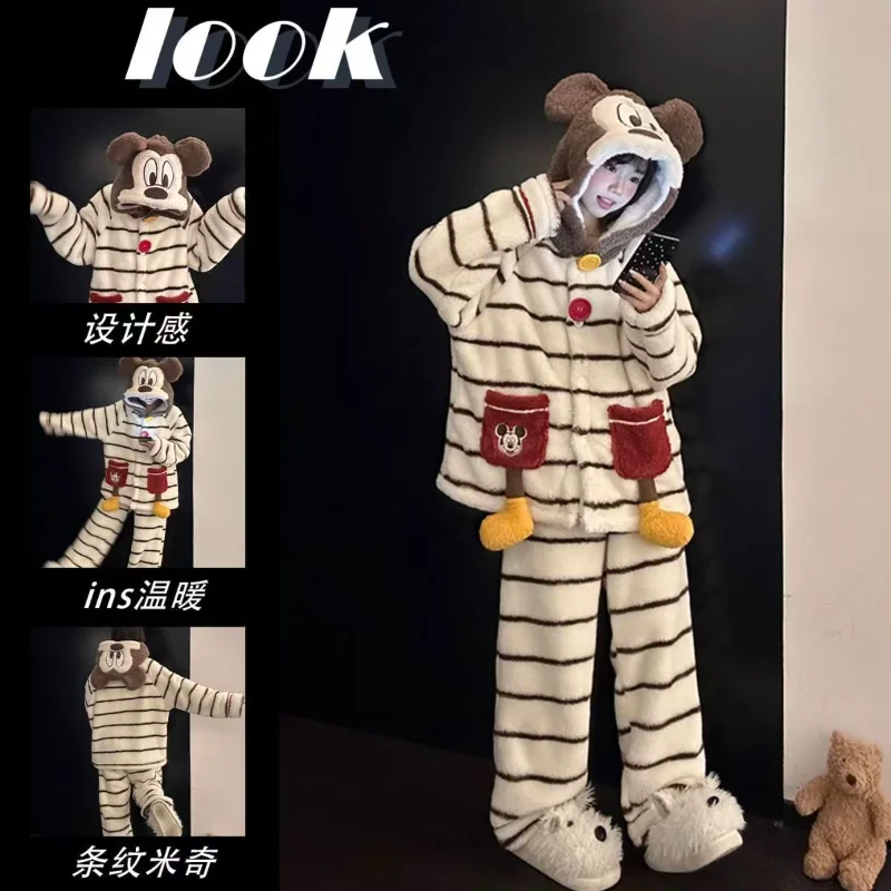 Winter Women's Pajamas Sets Thickened Kawaii Flannel Girl Sleepwear 2Pcs Homewear Tops and Pants Warm Couple Home Clothes Suit
Winter Women's Pajamas Sets Thickened Kawaii Flannel Girl Sleepwear 2Pcs Homewear Tops and Pants Warm Couple Home Clothes Suit