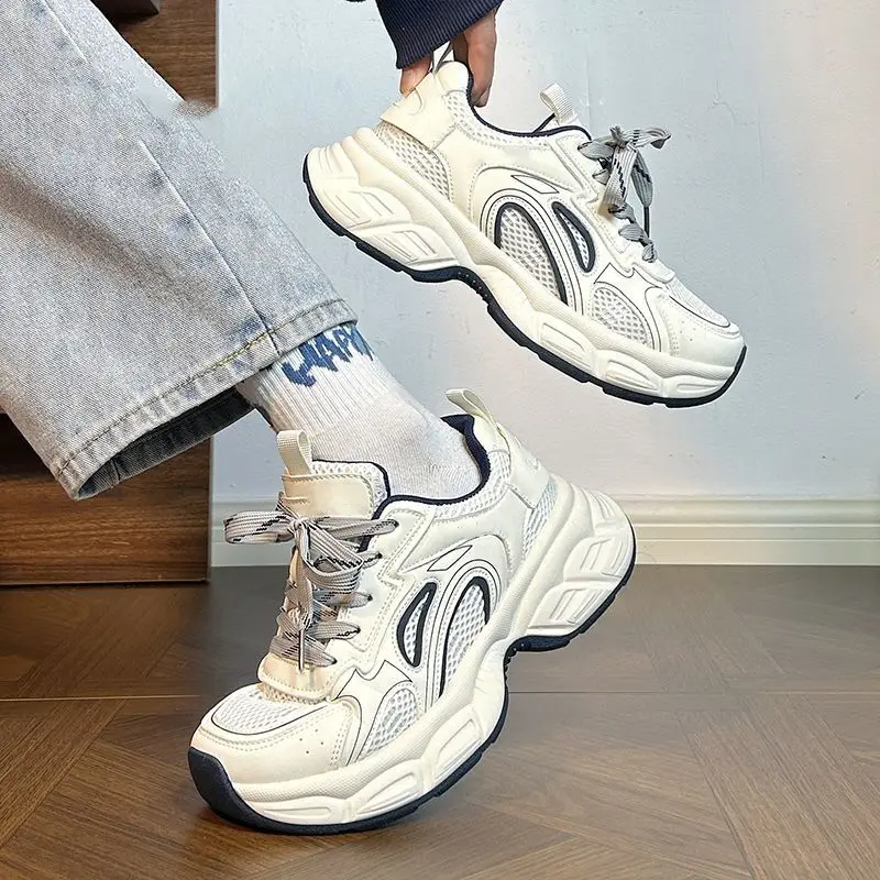 Women's Lightweight Soft Sole Sporty Casual Shoes 2025 Autumn Thick Sole Height Increasing Dad Shoes Versatile Mesh Hot Selling
Women's Lightweight Soft Sole Sporty Casual Shoes 2025 Autumn Thick Sole Height Increasing Dad Shoes Versatile Mesh Hot Selling