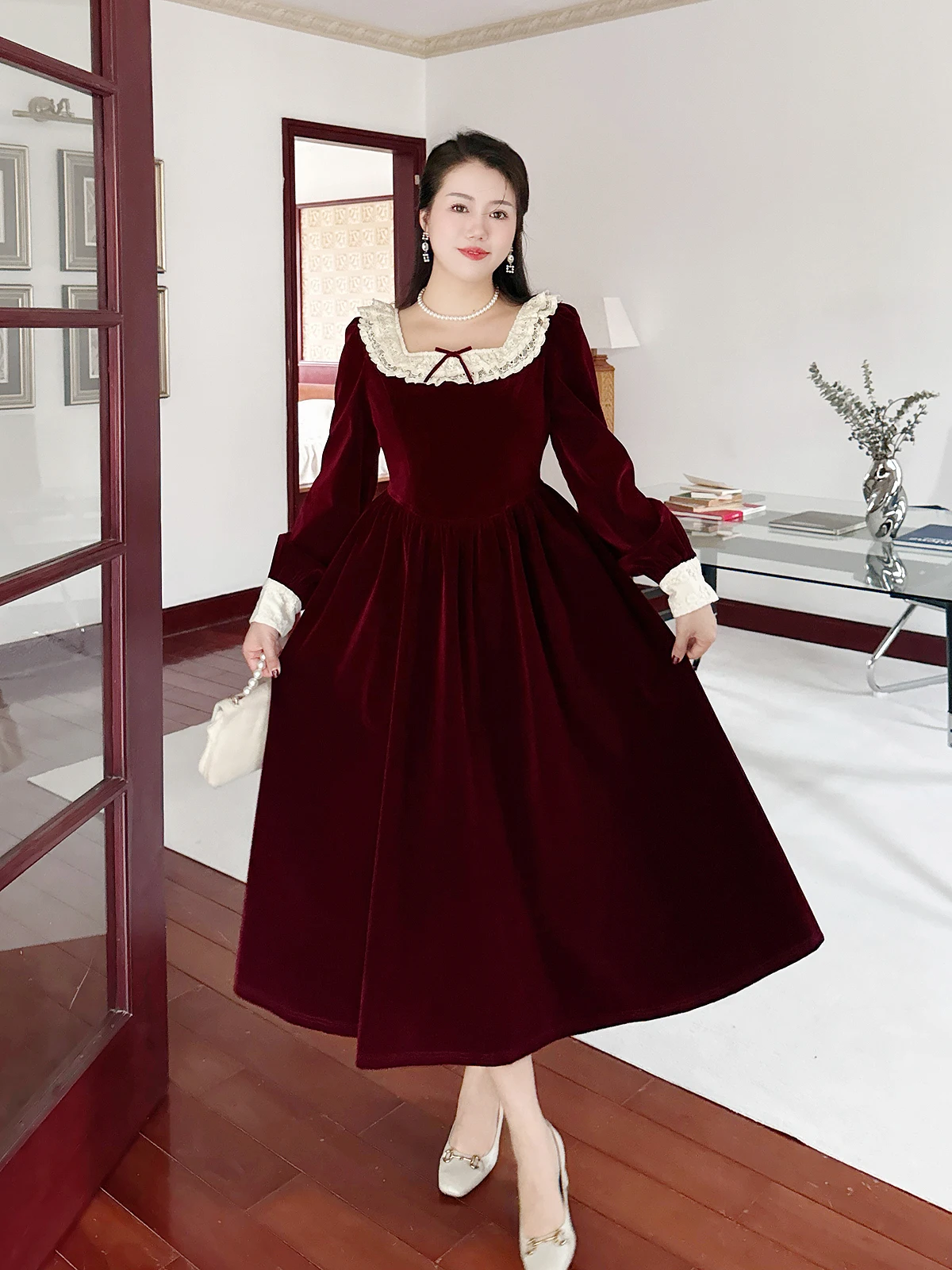 Красное бархатное винтажное платье больших размеров, женский весенне-новогодний наряд, длинный платок с высокой талией и застежкой-молнией
Красное бархатное винтажное платье больших размеров, женский весенне-новогодний наряд, длинный платок с высокой талией и застежкой-молнией