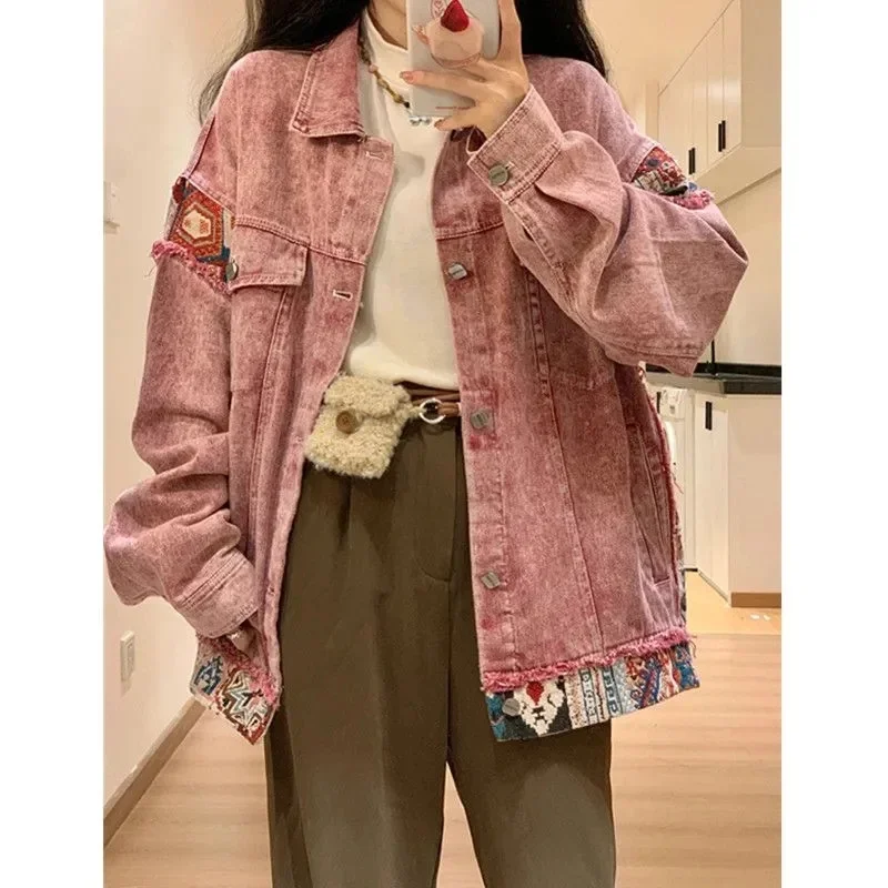 Retro Ladies Loose Fitting Jeans Outwear 2025 Women Splicing Cowboy Tops Coat Spring Autumn New Female Long Sleeves Denim Jacket
Retro Ladies Loose Fitting Jeans Outwear 2025 Women Splicing Cowboy Tops Coat Spring Autumn New Female Long Sleeves Denim Jacket