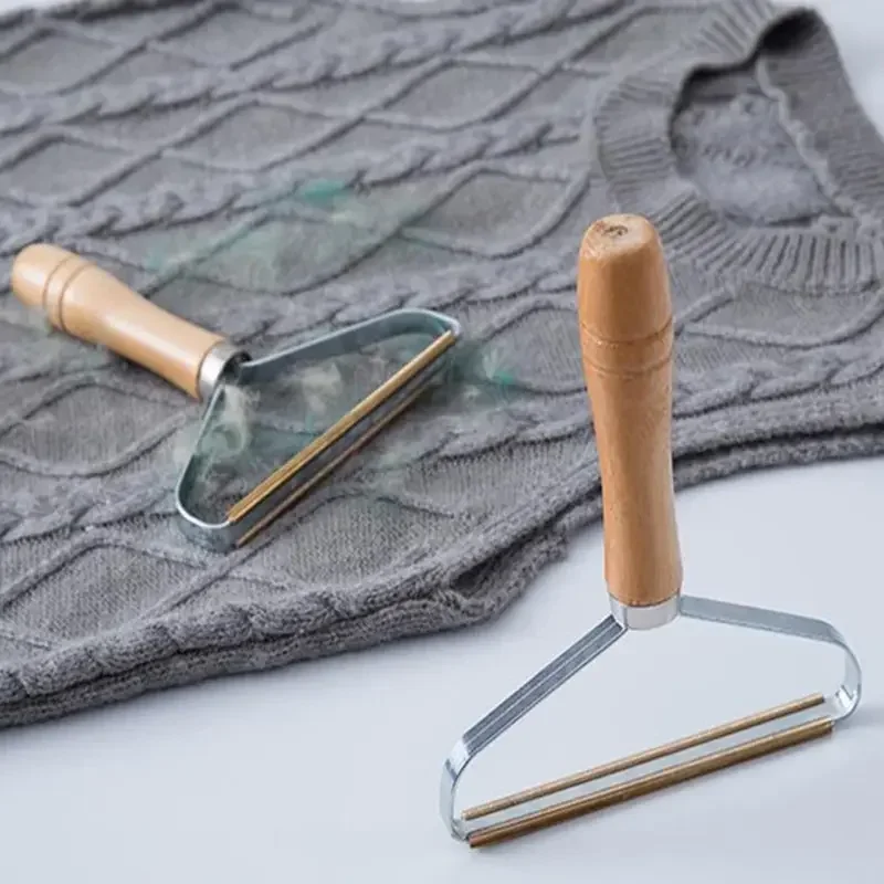 Alloy Hair Scraper Fabric Sorting And Smoothing Tool Hair Remover Cashmere Woolen Coat And Fabric for Clothes Carpet
Alloy Hair Scraper Fabric Sorting And Smoothing Tool Hair Remover Cashmere Woolen Coat And Fabric for Clothes Carpet
