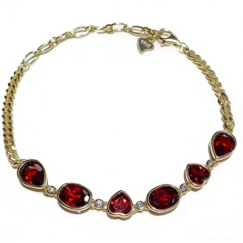 Natural Garnet 5*7mm & 5mm Heart Bracelet S925 Silver Gold Plated Adjustable Chain with CUG Certificate
Natural Garnet 5*7mm & 5mm Heart Bracelet S925 Silver Gold Plated Adjustable Chain with CUG Certificate