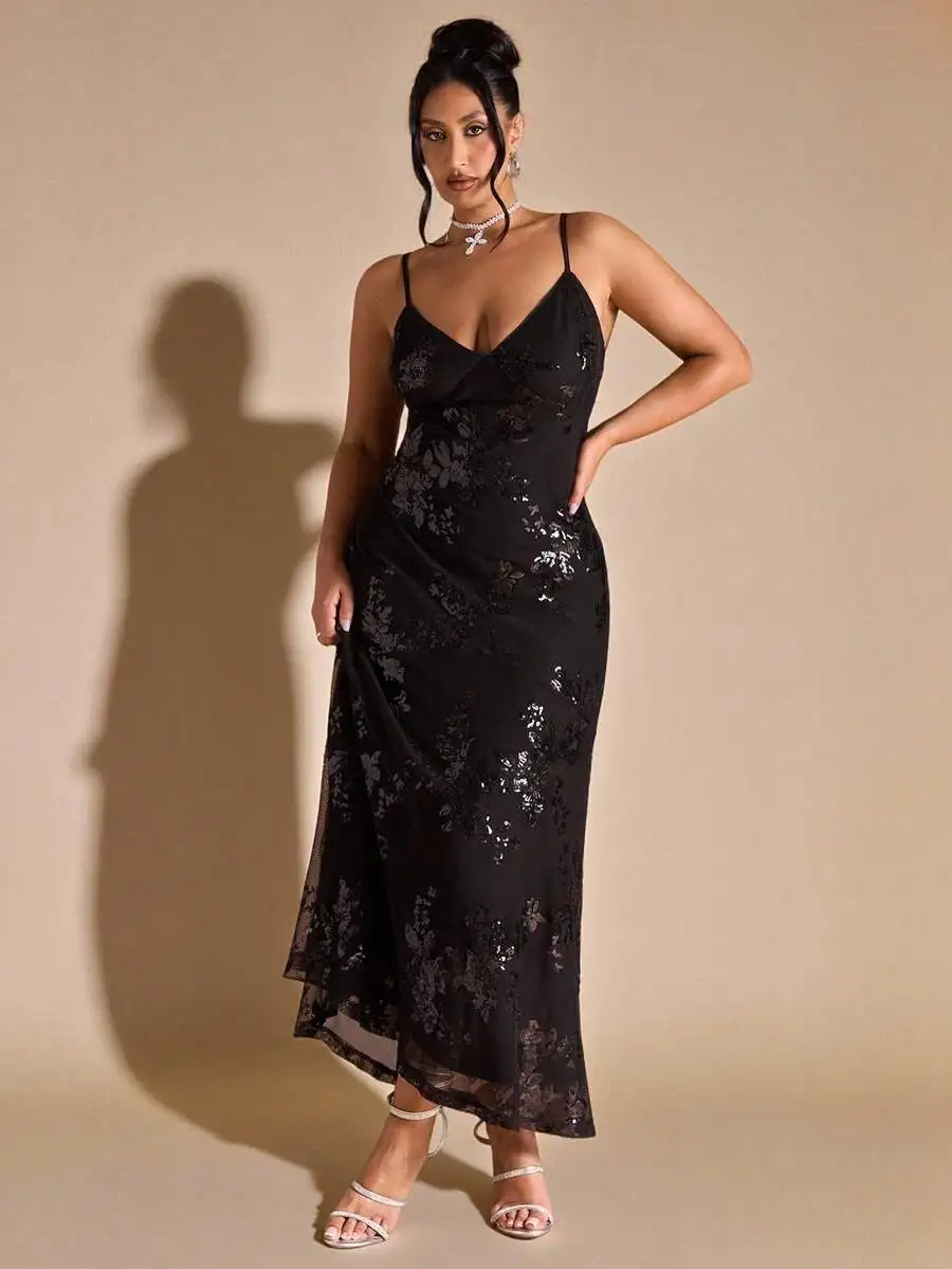 Black Floral Sequined Slip Dress For Women, Sleeveless V-Neck Maxi Dress, Elegant Formal Evening Gown
Black Floral Sequined Slip Dress For Women, Sleeveless V-Neck Maxi Dress, Elegant Formal Evening Gown