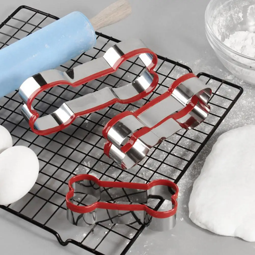 Bone Shaped Baking Molds Dog Bone Cookie Cutter Set Pet Treat Mold Set with Dog Bone Paw Print Cookie for Family for Sellers
Bone Shaped Baking Molds Dog Bone Cookie Cutter Set Pet Treat Mold Set with Dog Bone Paw Print Cookie for Family for Sellers