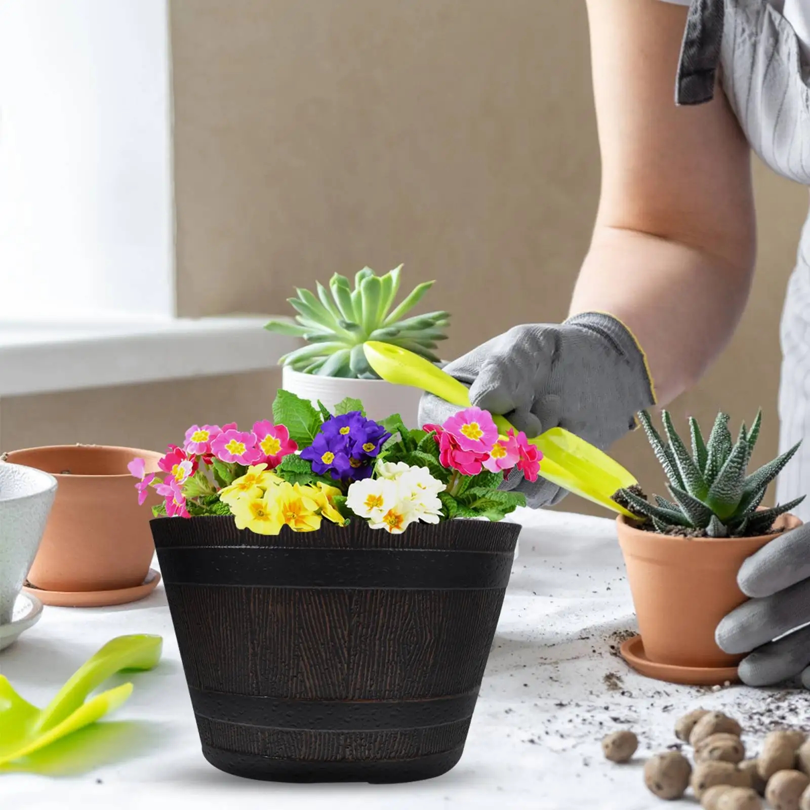 1Pcs Retro Resin Flower Pot Planter Decorative Bonsai Plant Vase Tree Pattern Garden Landscaping Planter
1Pcs Retro Resin Flower Pot Planter Decorative Bonsai Plant Vase Tree Pattern Garden Landscaping Planter