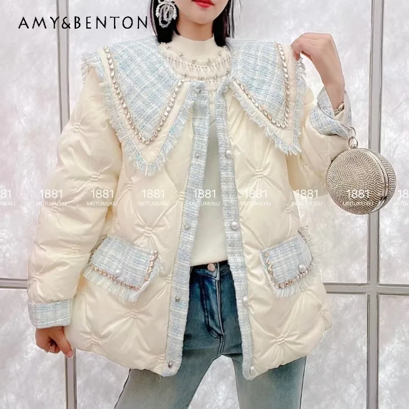 Winter New Korean Version Fashionable Versatile Doll Collar Down Jacket Women's Thickened Warm Diamond-encrusted Pink Coat Top
Winter New Korean Version Fashionable Versatile Doll Collar Down Jacket Women's Thickened Warm Diamond-encrusted Pink Coat Top