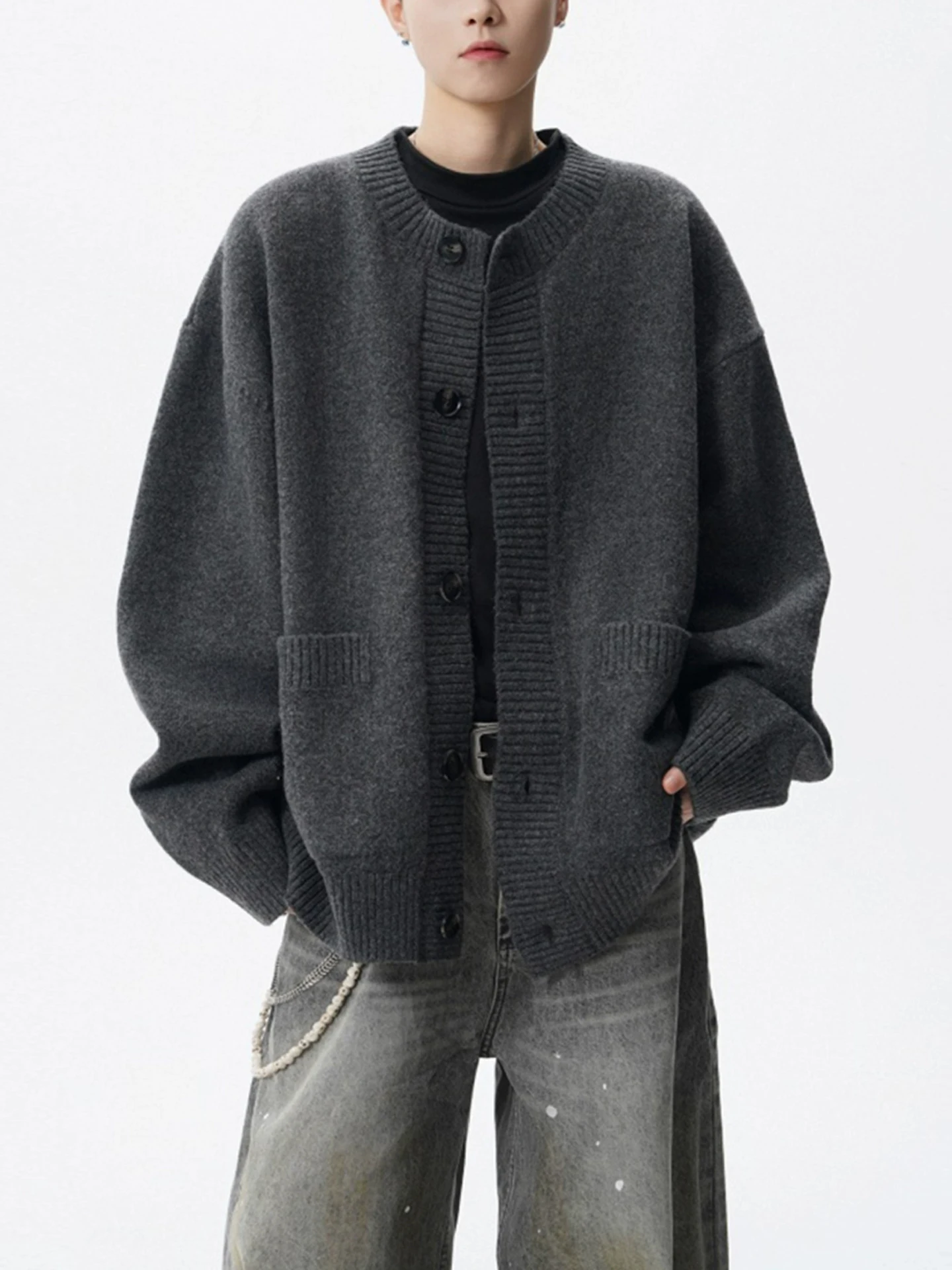 Retro American Sle Men's Open Cardigan Sweater Autumn Winter Casual Loose Fit Big ket Couple Knittedwear High Street
Retro American Sle Men's Open Cardigan Sweater Autumn Winter Casual Loose Fit Big ket Couple Knittedwear High Street