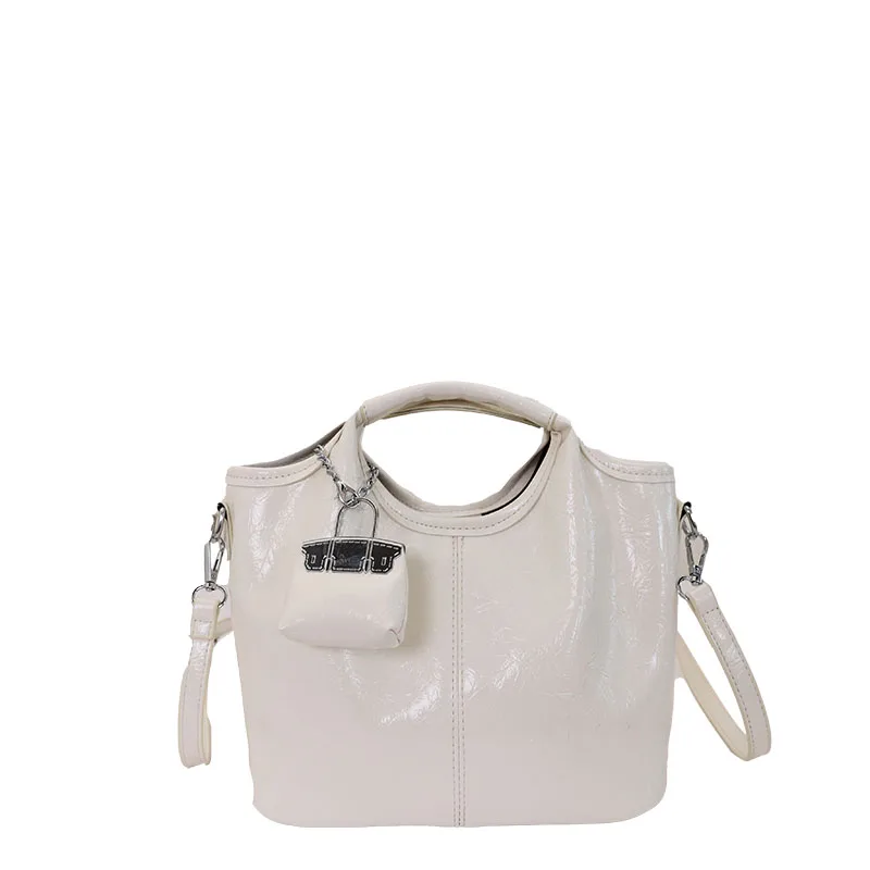 Best Superstar Show Diaper Bag, Trendy Design Letter Logo, High-End Minimalist Commuter Solid Color Crossbody Handbag
Best Superstar Show Diaper Bag, Trendy Design Letter Logo, High-End Minimalist Commuter Solid Color Crossbody Handbag