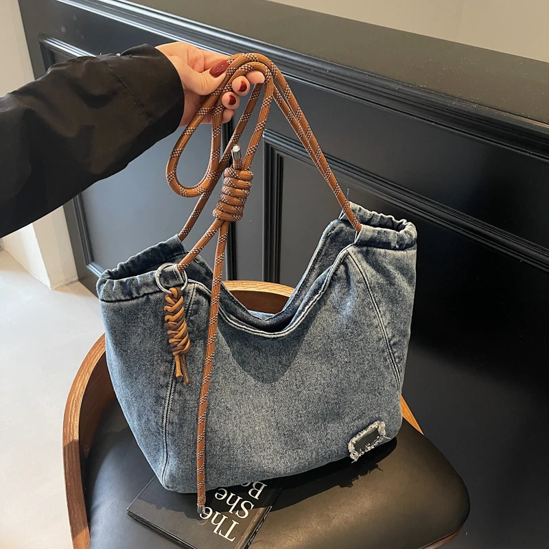 Fashion Solid Color Denim Multi Pockets Handbag Large Capacity Retro Women Crossbody Shoulder Bags Luxury Female Travel Tote Bag
Fashion Solid Color Denim Multi Pockets Handbag Large Capacity Retro Women Crossbody Shoulder Bags Luxury Female Travel Tote Bag