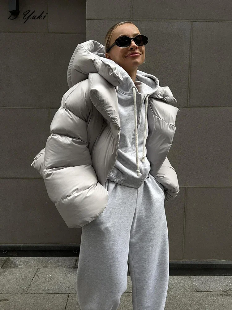 Blessyuki Winter Oversized Hooded Short Bread Coat Women 2023 New Fashion Personality Streetwear Cotton-padded Jacket Female Top
Blessyuki Winter Oversized Hooded Short Bread Coat Women 2023 New Fashion Personality Streetwear Cotton-padded Jacket Female Top